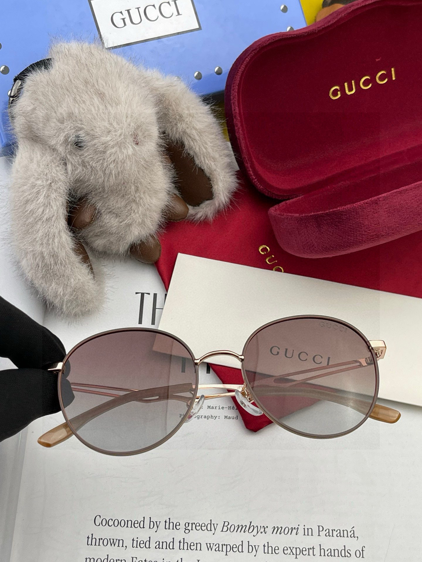 GUCCI 2025开春新款 最新款圆框太阳镜 各路网红纷纷带起气场满分‼️ 俏皮甜美.上脸效果更佳.金