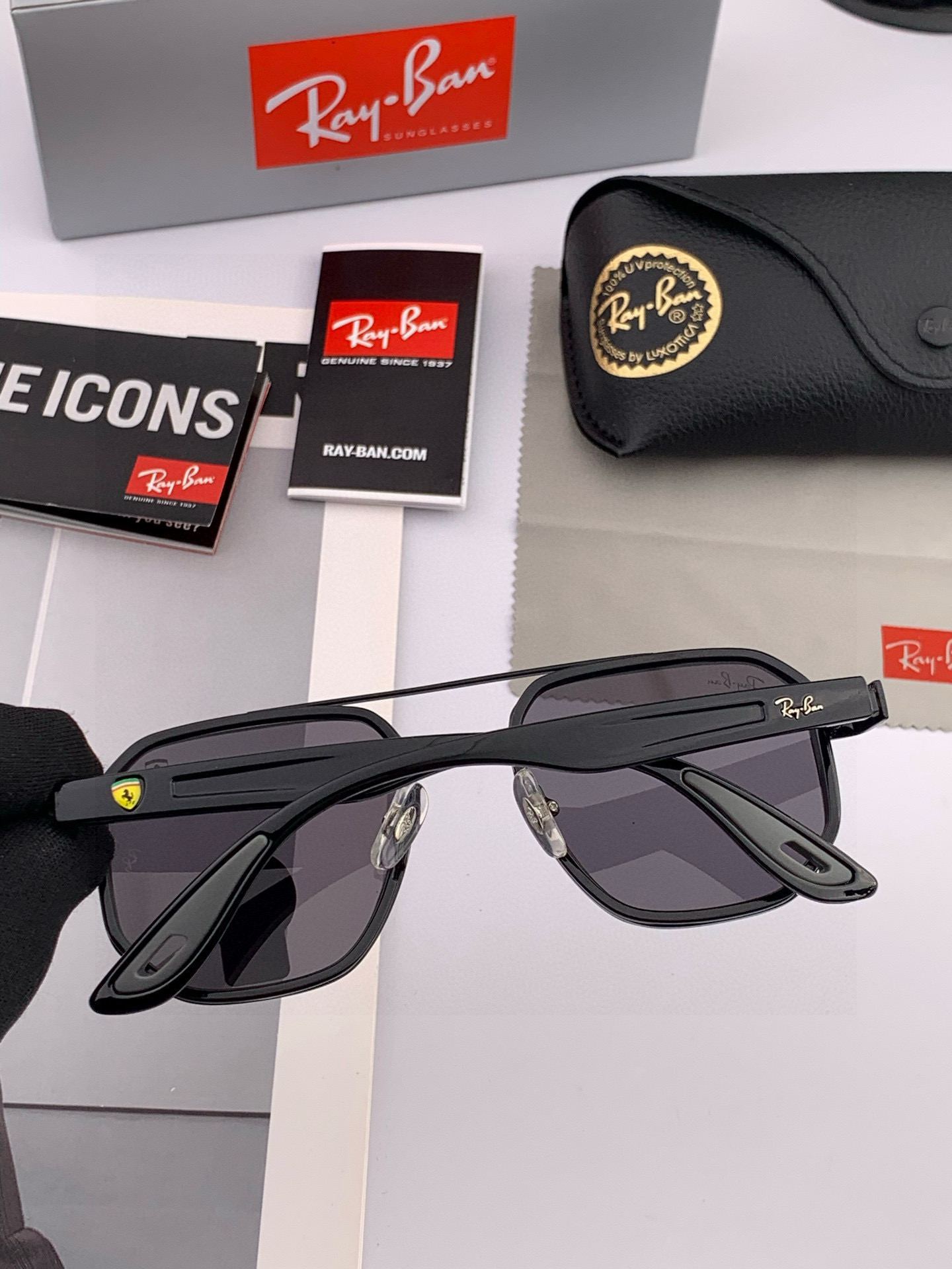 官方同步 品牌:雷朋经典男女士玻璃太阳镜 材质：美国宝丽来高清防爆钢化玻璃镜片 型号：RB630