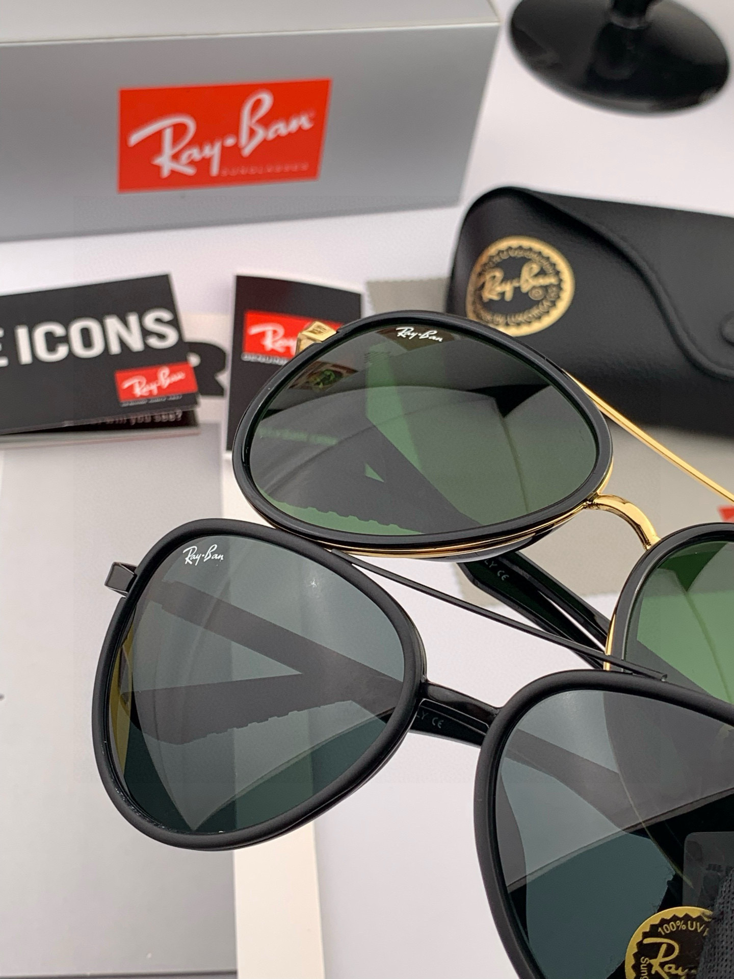 官方同步 品牌:雷朋经典男女士玻璃太阳镜 材质：美国宝丽来高清防爆钢化玻璃镜片 型号：RB19000