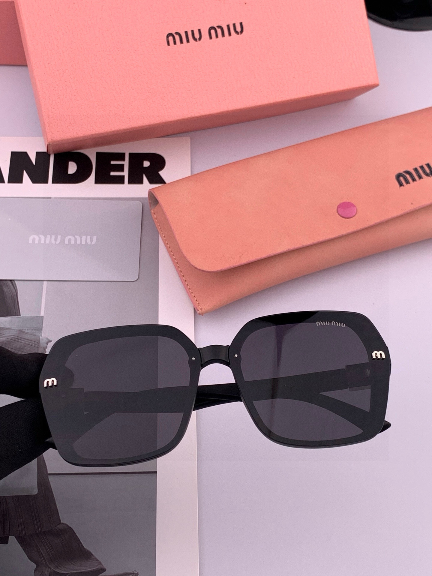MIUMIU/缪缪🖇🖇2025开春新款🌟闪耀新款璀璨登台 ❤❤太阳镜潮品 精致个性设计简约时尚 专柜品质