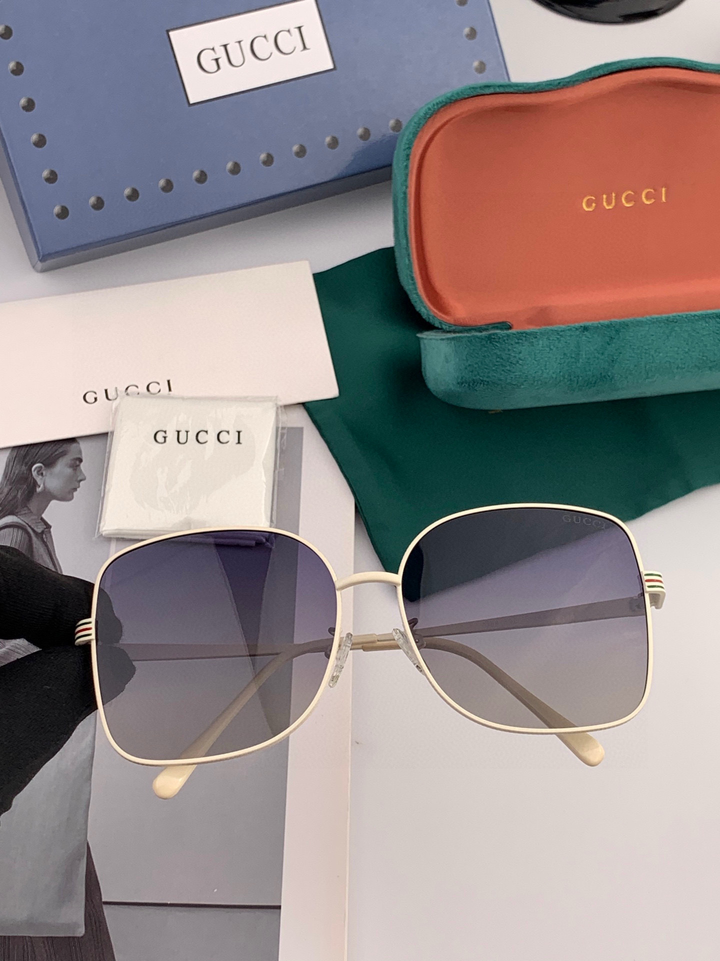 GUCCI 2025开春新款 最新款方框太阳镜 各路网红纷纷带起气场满分‼️ 俏皮甜美.上脸效果更佳.金