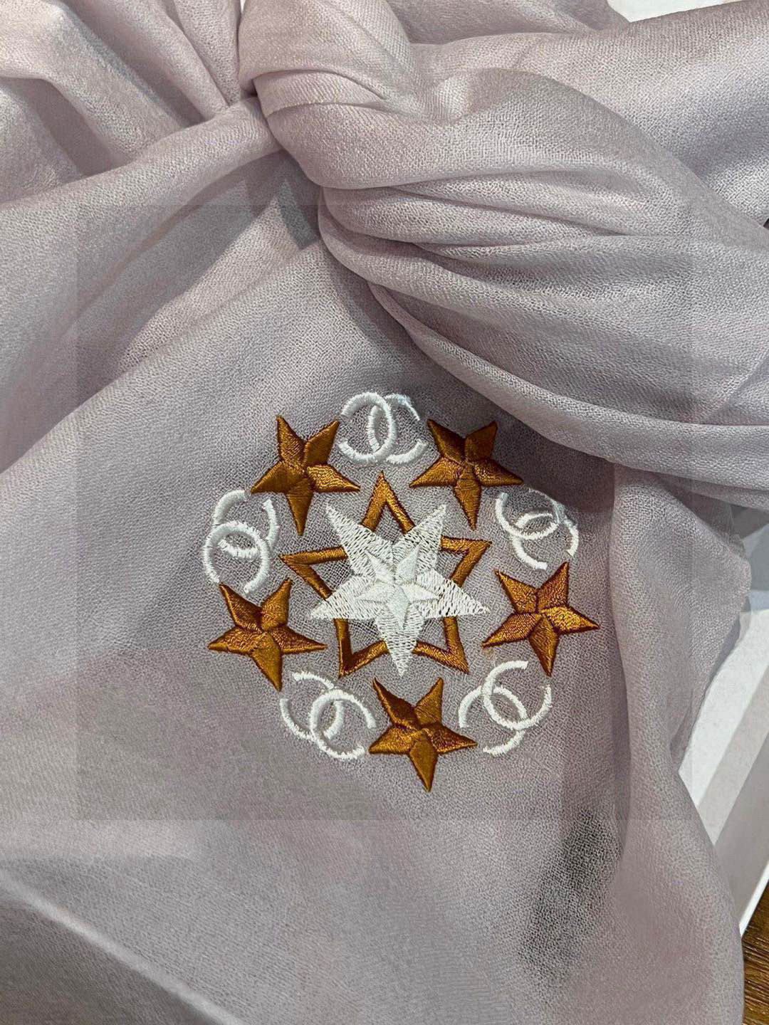 Chanel star✨系列.繼🚀後的力作.chanel載你們坐著火箭看星星❗️專櫃今年在內蒙外貿工廠下