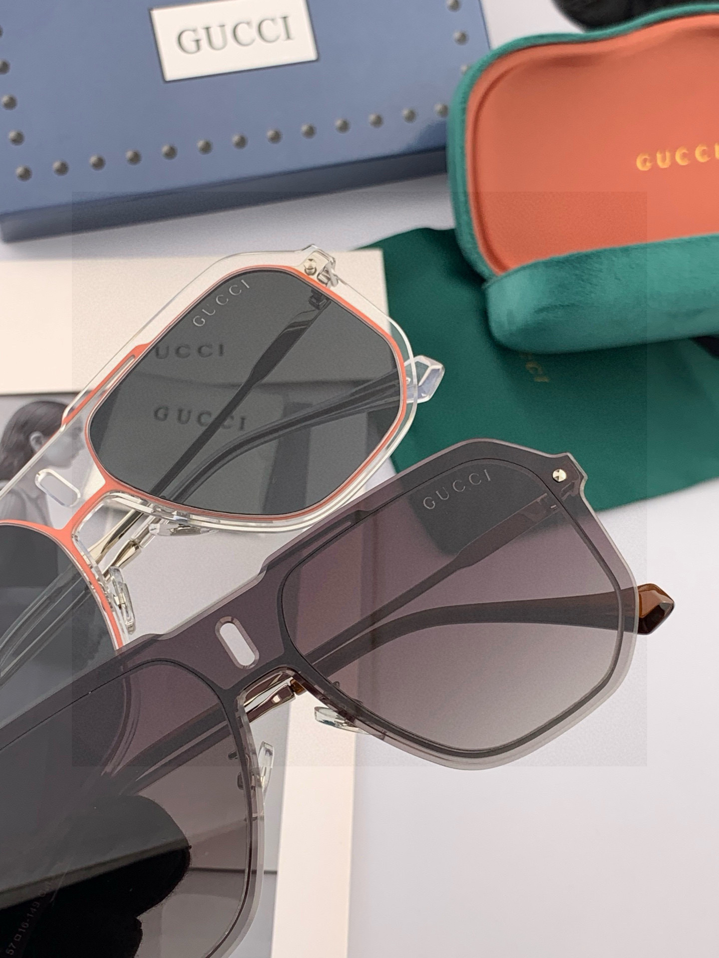 GUCCI 男款炫彩飞行员偏光太阳镜 ❤️材质：高清尼龙加厚卡槽高清偏光镜片 🌹无边框镜架💕颜👍型号：G