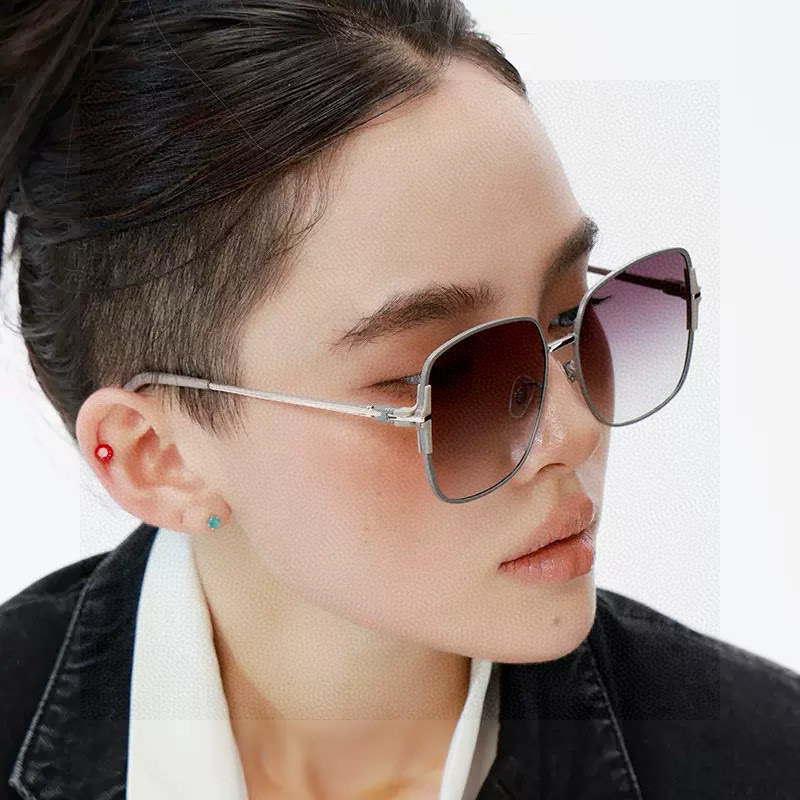 【尼龙偏光系列】GUCCI太阳镜墨圆框设计，不挑脸型，无论搭配大衣还是连衣裙都非常显气质尼龙偏光镜片预防