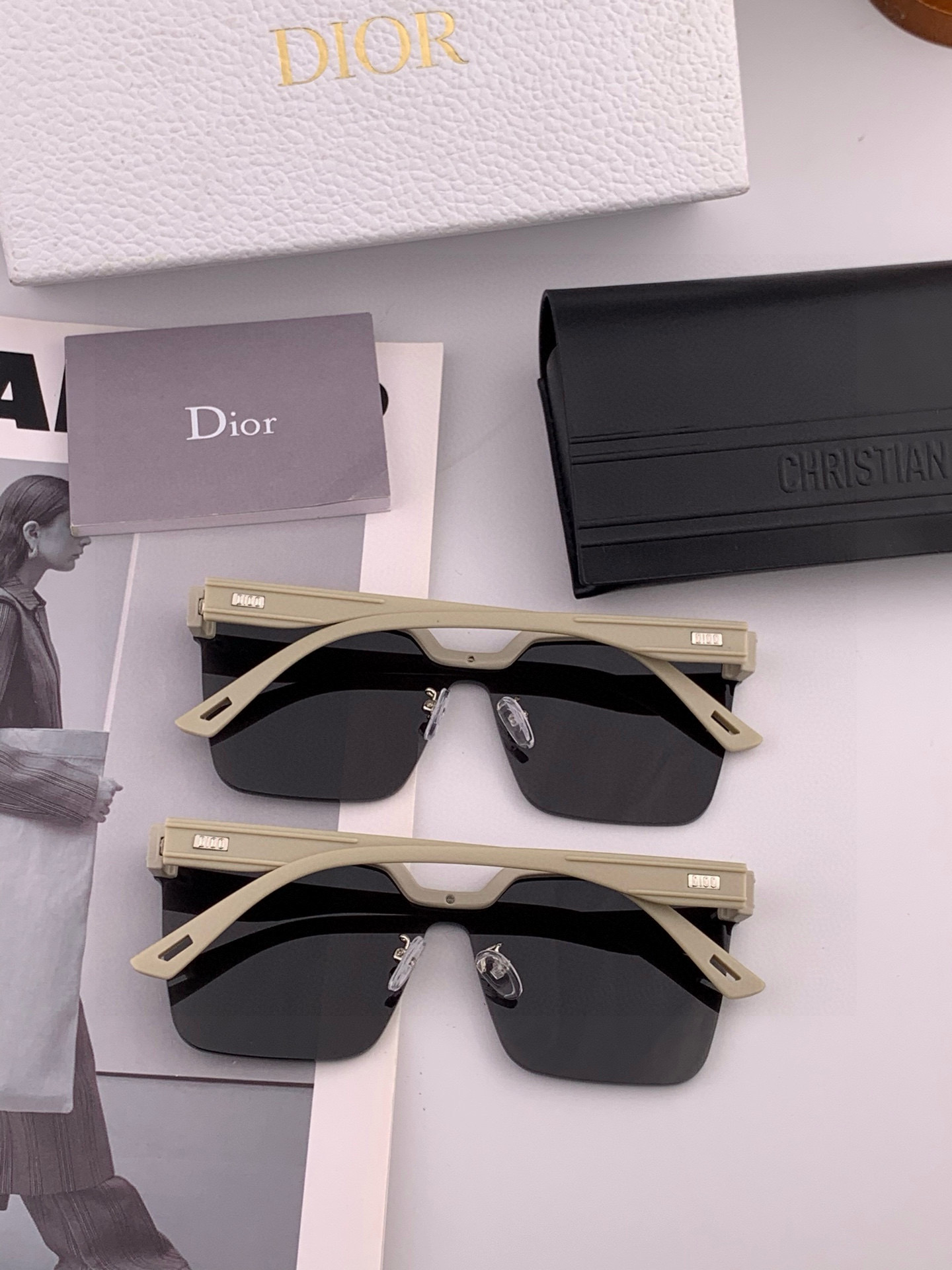 🔺 【DIOR尼龙偏光连体太阳镜】2025开春新款 潮流爆款 时尚方框偏光太阳镜 高品质 佩戴舒适 网红