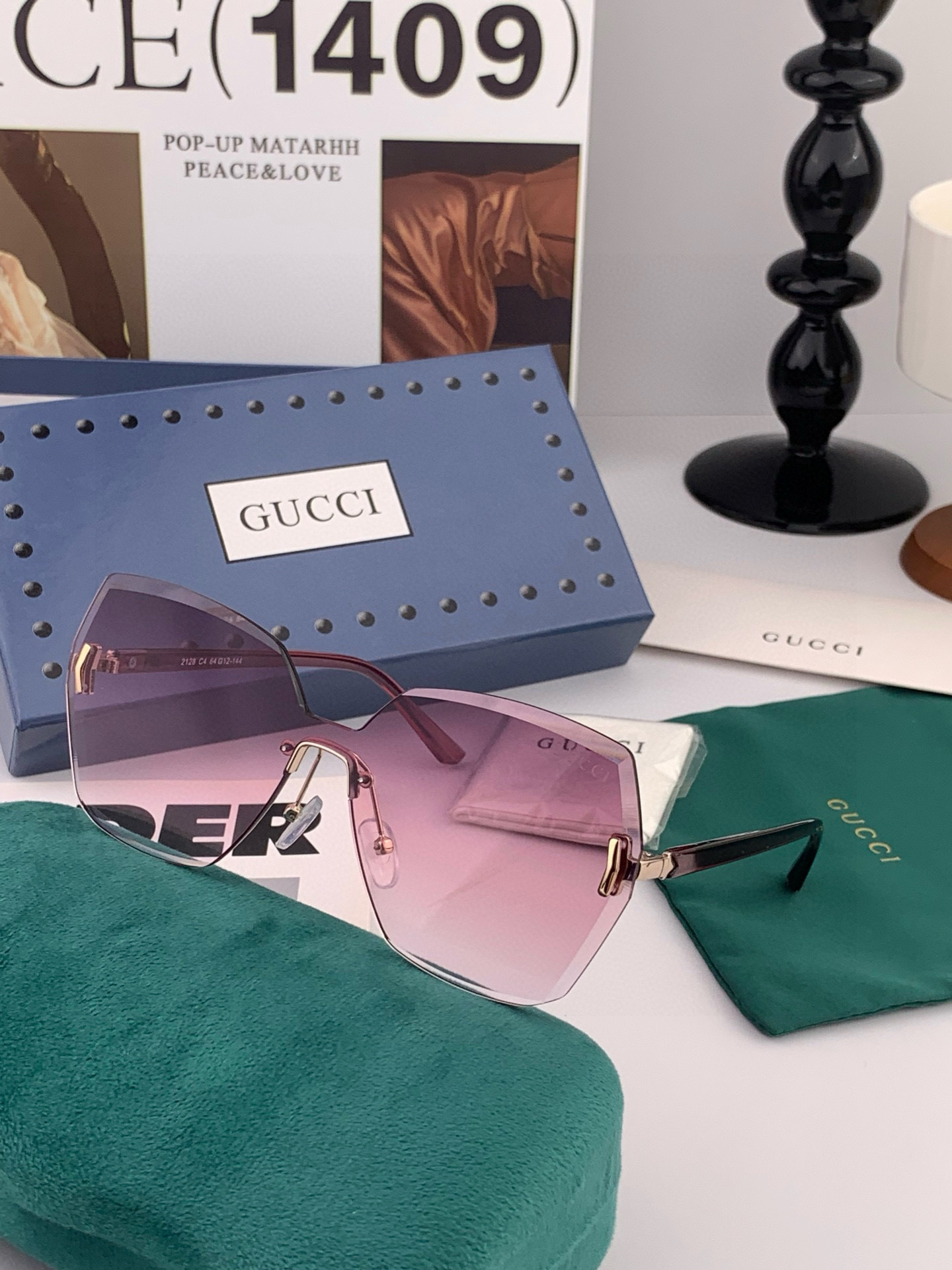 GUCCI 新款连体尼龙偏光太眼镜，无框钻石 切边更有质感，大气女人范儿，大脸小脸都好看 ！型号：G49