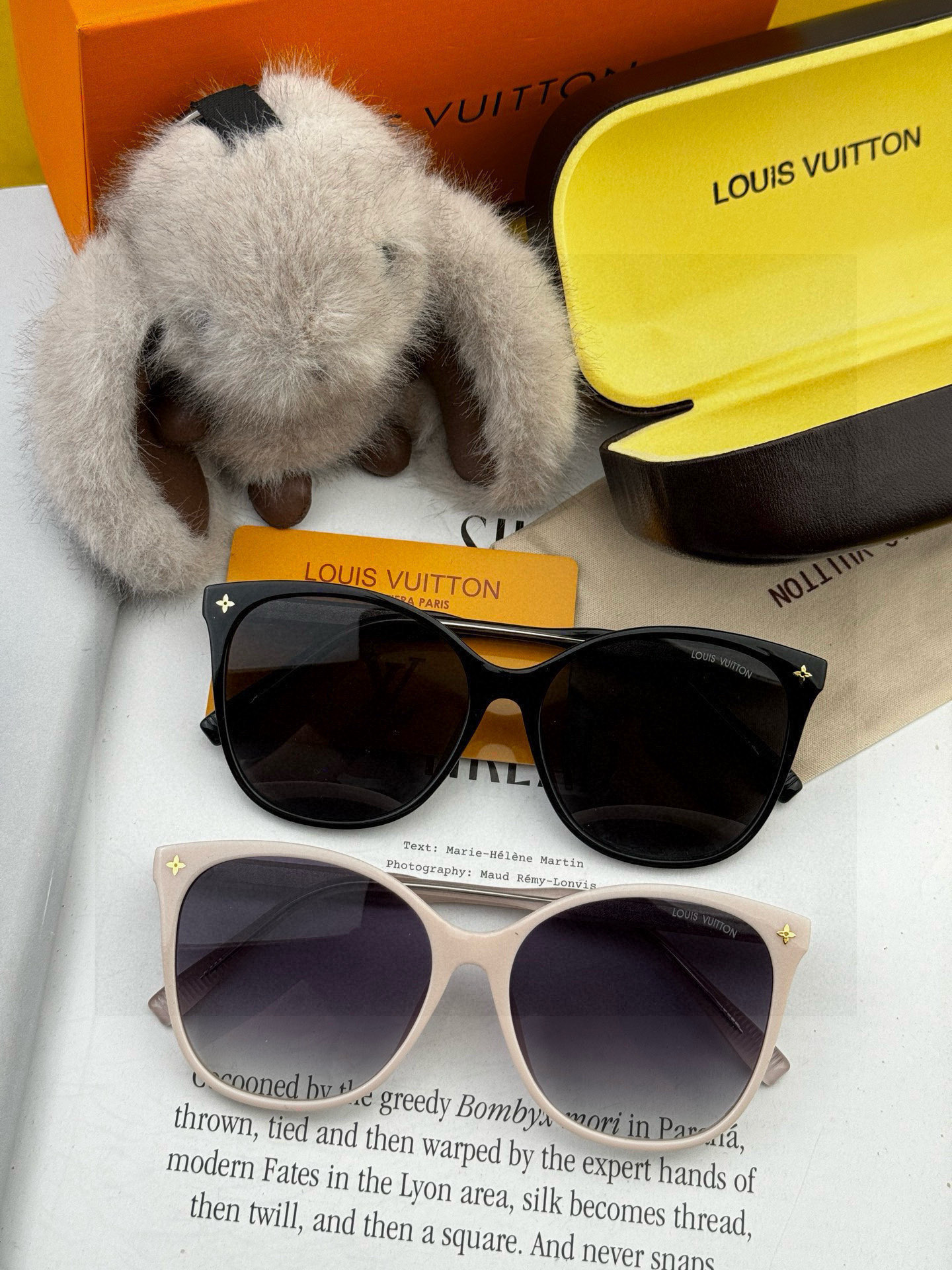 LV 太阳镜潮品官网模特同款 [玫瑰][玫瑰]四叶草🍀精致个性设计简约时尚 高品质值得拥有绝对潮爆整个夏