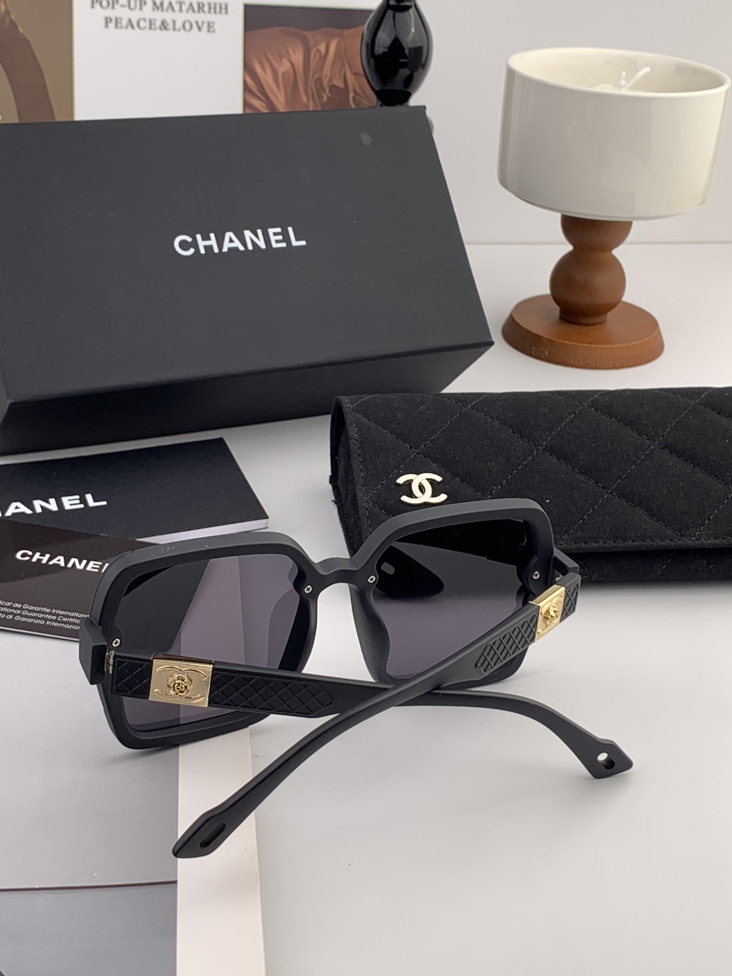 【CHANEL】香奈儿 2025新款潮流爆款 时尚方框太阳镜 佩戴舒适 网红潮款墨镜 女士高清加厚偏光太