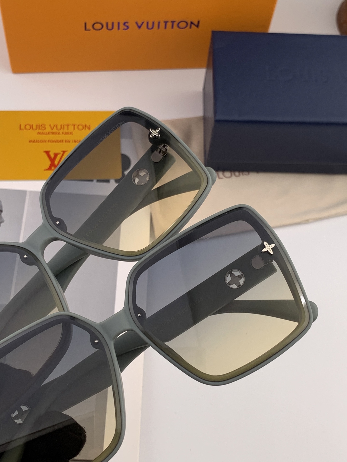 【TR偏光系列】lv大框太阳镜墨镜经典的方框设计，不挑脸型，无论搭配大衣还是连衣裙都非常显气质偏光镜片预