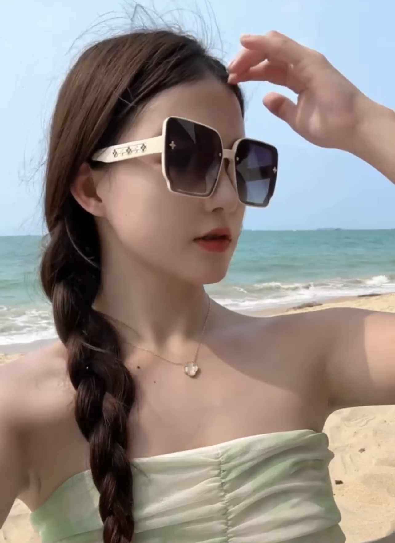 【TR偏光系列】lv大框太阳镜墨镜经典的方框设计，不挑脸型，无论搭配大衣还是连衣裙都非常显气质偏光镜片预