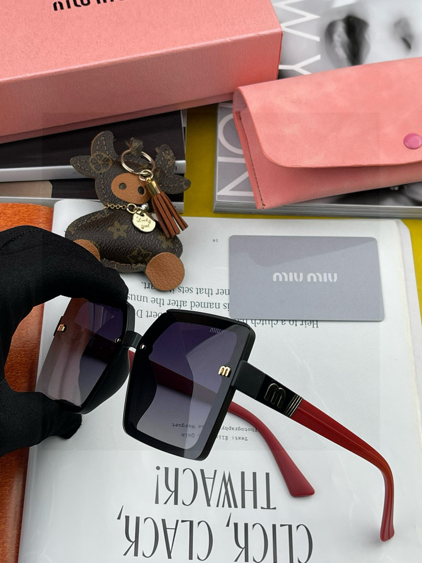 🔺 【缪缪 TR偏光太阳镜】2025开春新款 潮流爆款 时尚方框偏光太阳镜 高品质 佩戴舒适 网红潮款墨