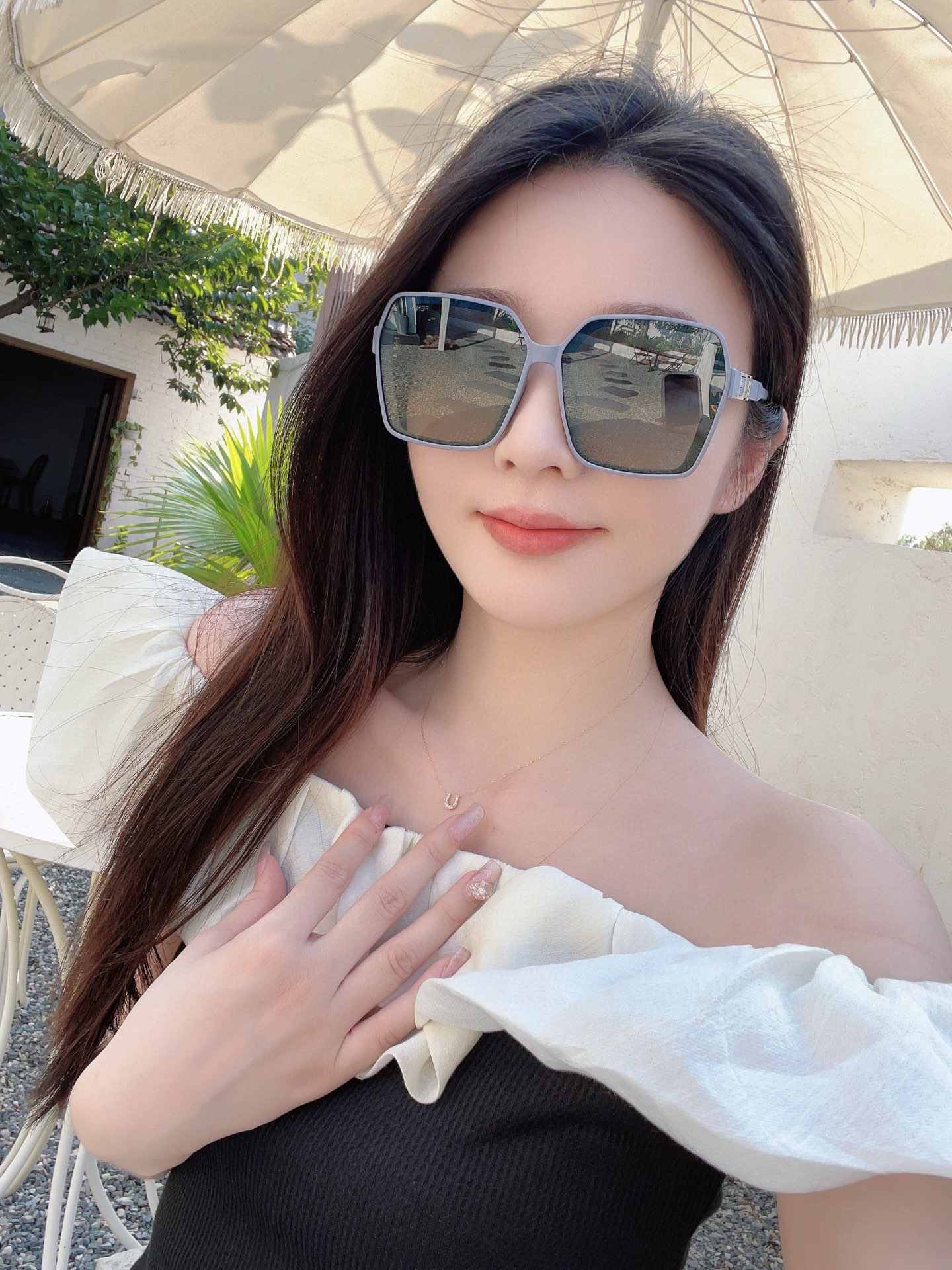 🔺 【芬迪】2024开春新款 潮流爆款 时尚方框偏光太阳镜 高品质 佩戴舒适 网红潮款墨镜 女士高清偏光