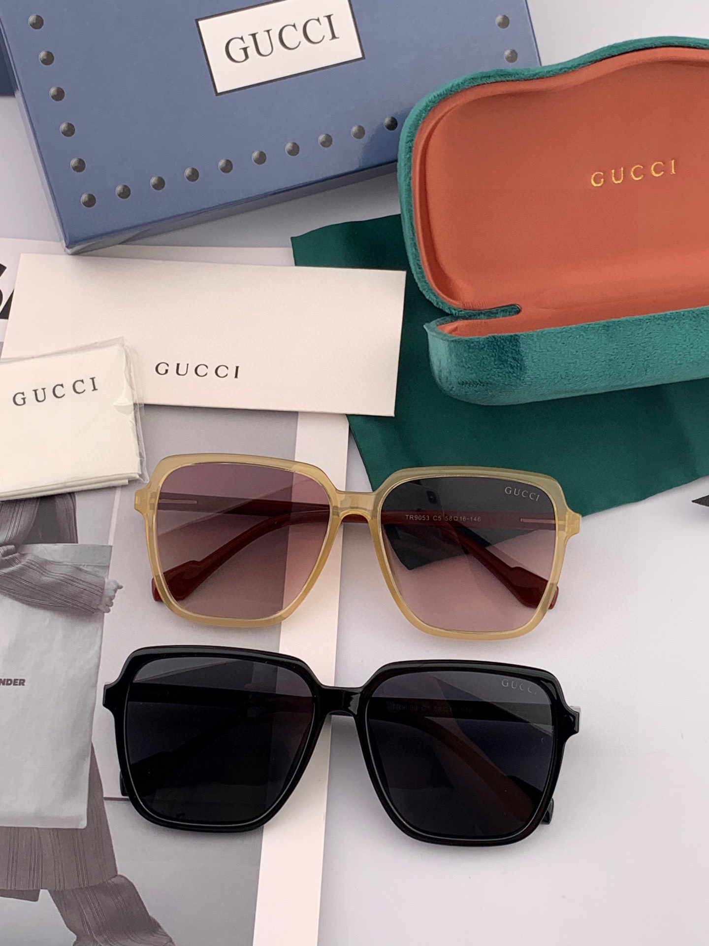 GUCCI 2025开春新款 最新款方框太阳镜 各路网红纷纷带起气场满分‼️ 俏皮甜美.上脸效果更佳.金