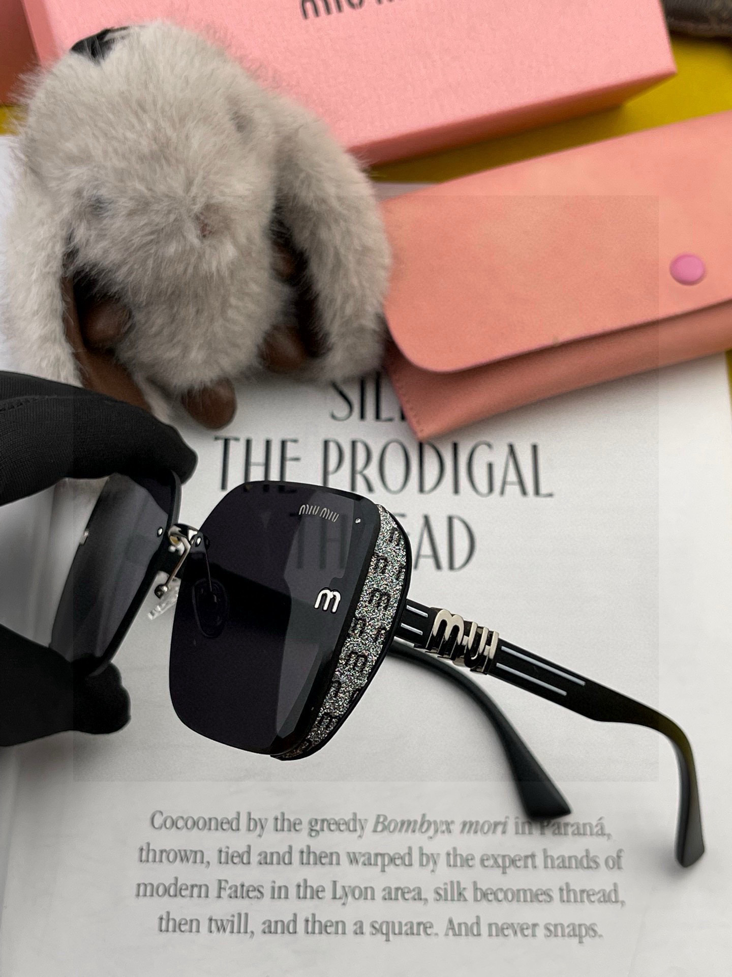 MIUMIU/缪缪🖇🖇2025开春新款🌟闪耀新款璀璨登台 ❤❤太阳镜潮品 精致个性设计简约时尚 专柜品质