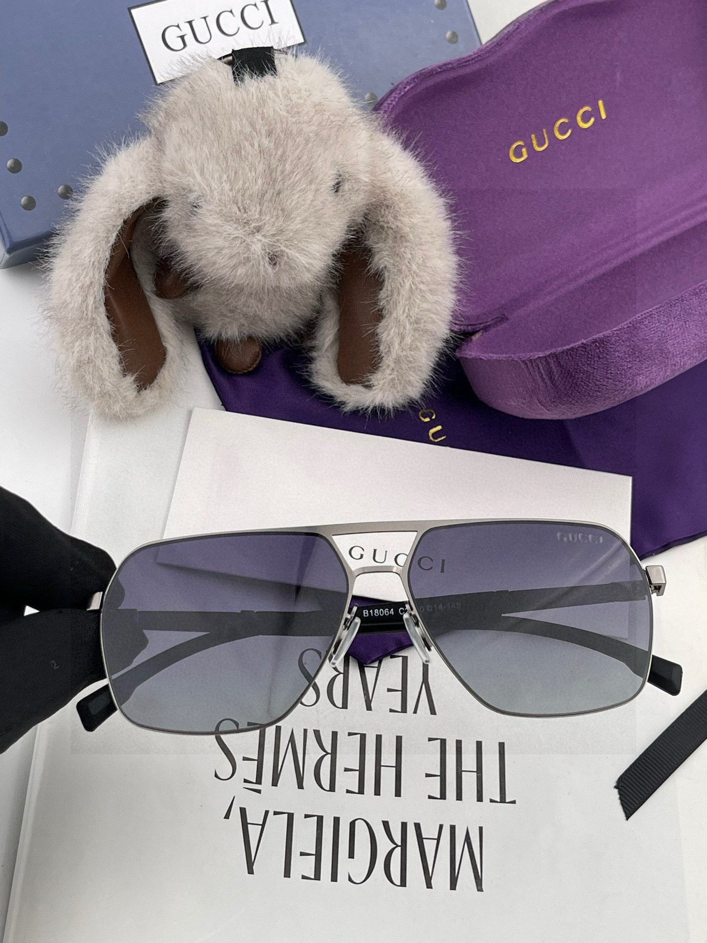 GUCCI 男款炫彩飞行员偏光太阳镜 ❤️材质：高清尼龙加厚卡槽高清偏光镜片 🌹无边框镜架💕颜👍型号：G