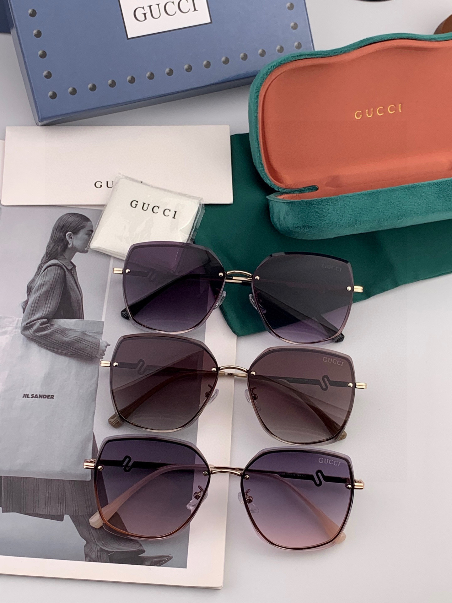 GUCCI 2025开春新款 最新款无框太阳镜 各路网红纷纷带起气场满分‼️ 俏皮甜美.上脸效果更佳.金