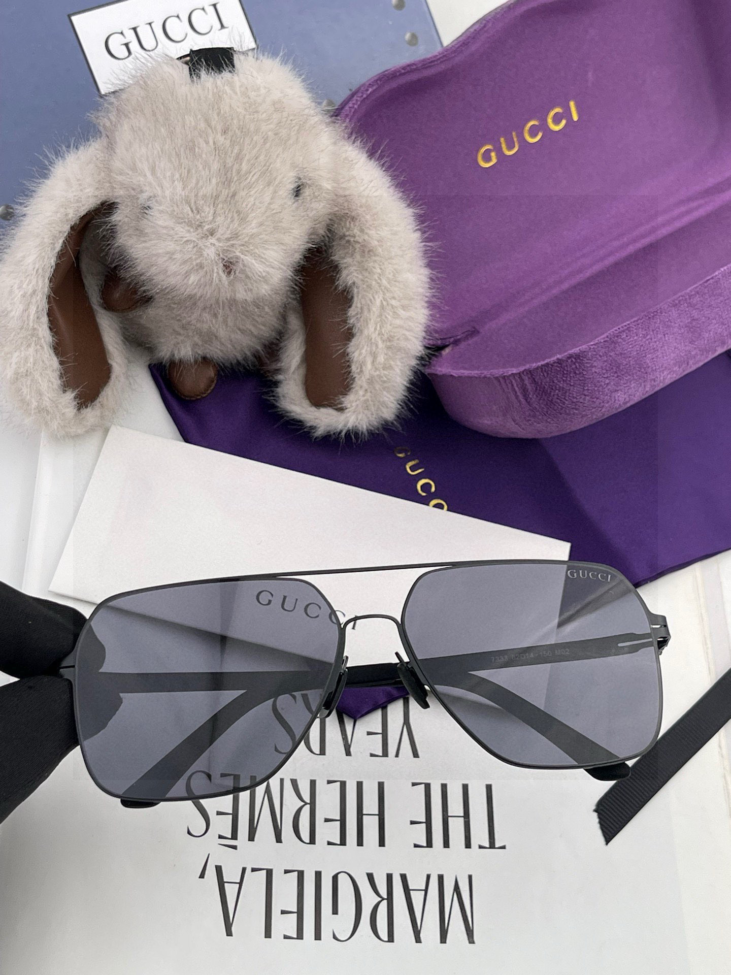 GUCC* 2025新款男女情侣款太阳iP电镀永不褪色 卖点：超轻超有弹性整幅眼镜无螺丝重要的是压不坏、