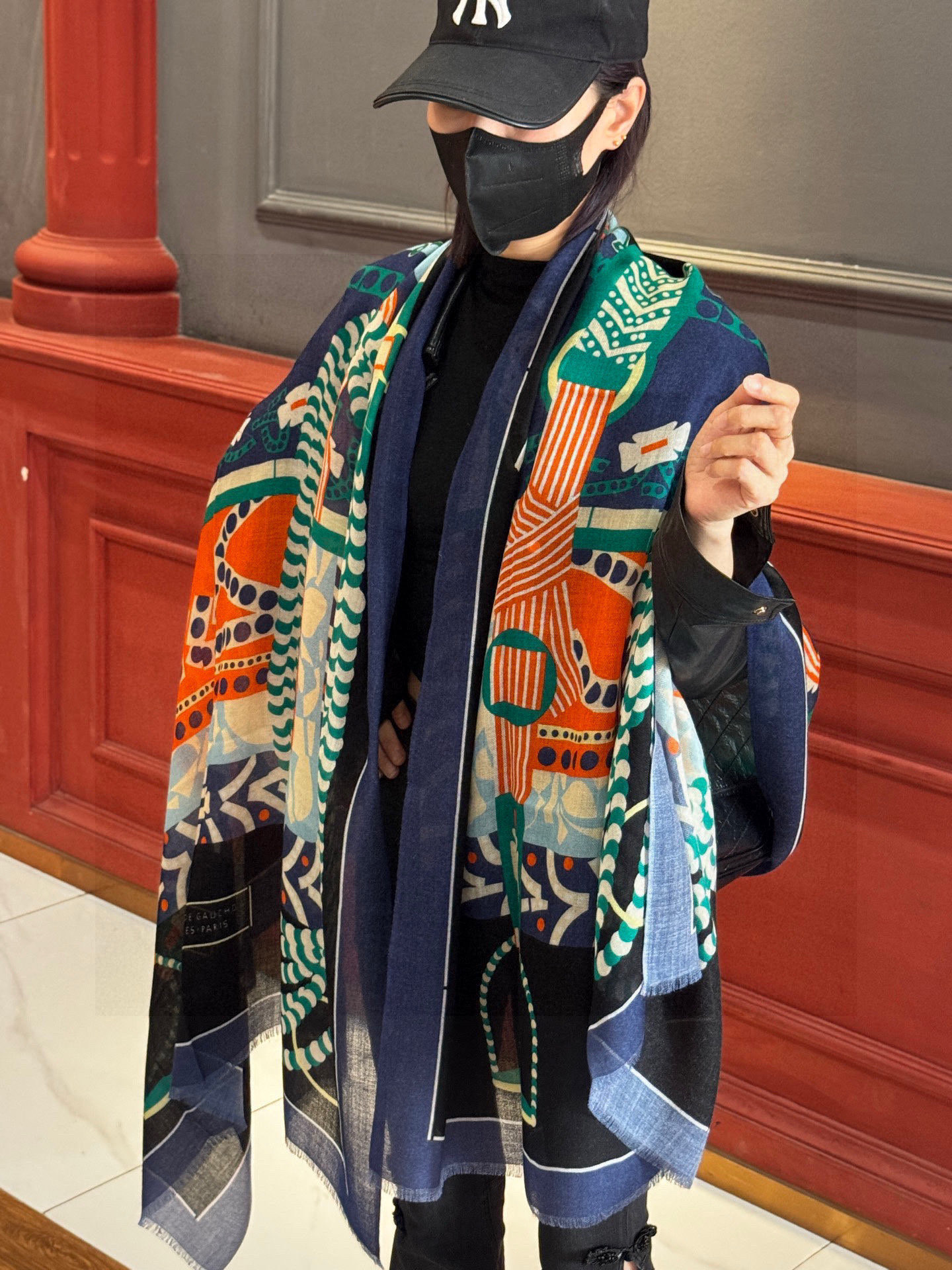 专柜同步 Hermes家买了都说好看【马鞍羊绒长巾】‼️推荐💕顶级工艺超值‼️爱马仕专柜爆款🎁🎁羊绒长巾