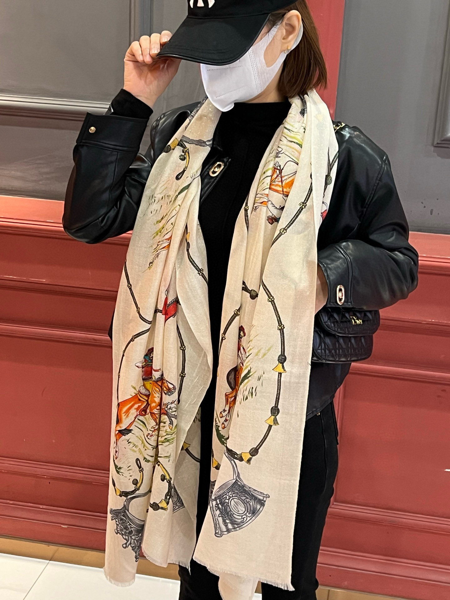 会发光发亮的围巾 新款🆕🏇🏇买了都说好看‼️推荐💕顶级工艺超值‼️爱马仕专柜爆款🎁💟立体呈现图案纹路实物