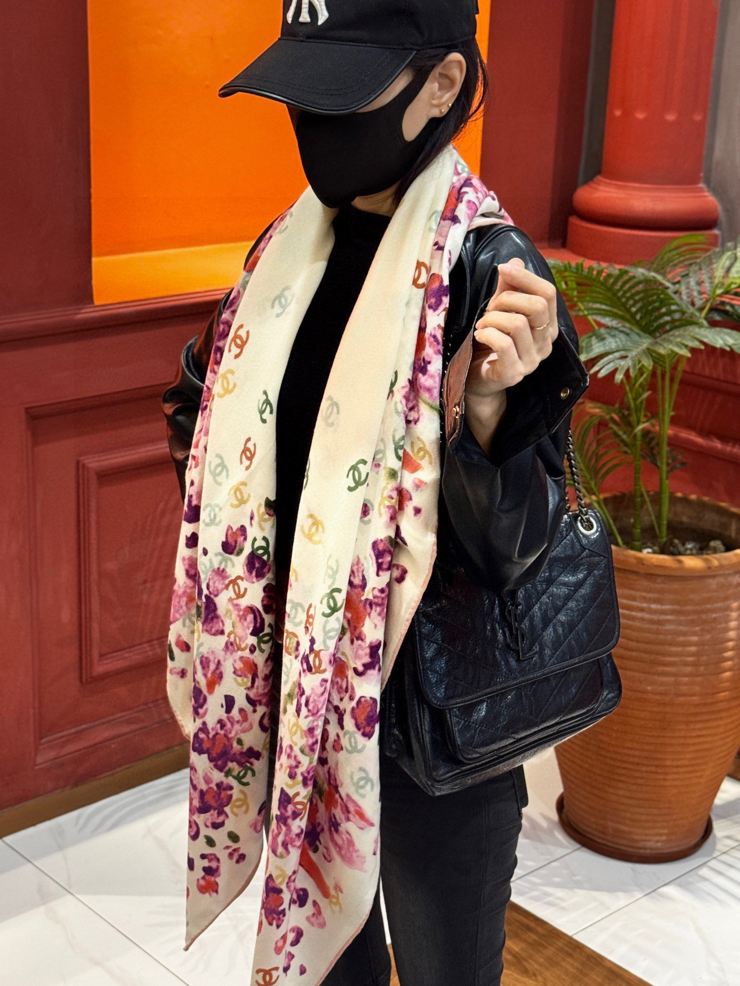 🌸·春日碎花20。 Chanel 140丝绒双面披肩25新款碎花花披肩超级有氛围感135*135cm的大