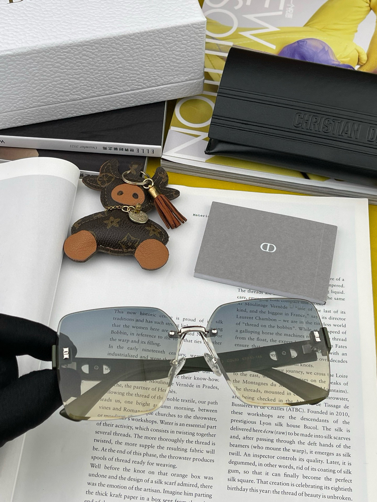 🔺 【DIOR-迪奥】2025开春新款 潮流爆款 时尚方框偏光太阳镜 高品质 佩戴舒适 网红潮款墨镜 女