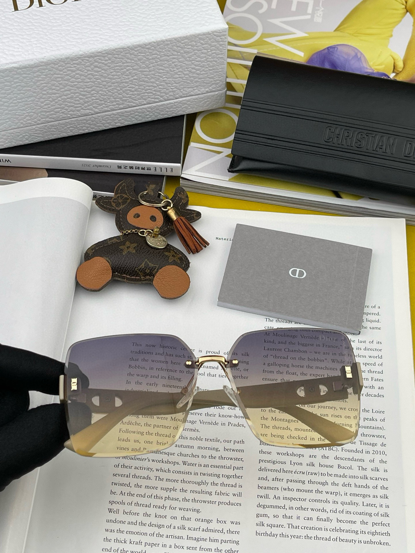 🔺 【DIOR-迪奥】2025开春新款 潮流爆款 时尚方框偏光太阳镜 高品质 佩戴舒适 网红潮款墨镜 女