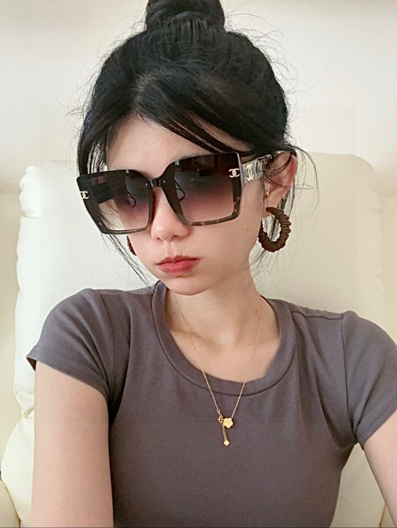 NO:579992,CHANEL2025 official early spring new style, many stars have the same style [color] Chanel new large-frame sunglasses, Polaroid ultra-clear sunglasses model CH3831 glasses, sunglasses, sunglasses, glasses, chanel, chanel19860909CHANEL2025官方早春新款,众多明星同款[色]香奈儿新款大框墨镜 ,宝丽来超清太阳镜型号CH3831眼镜墨镜太阳镜,眼镜,chanel,chanel,glasses