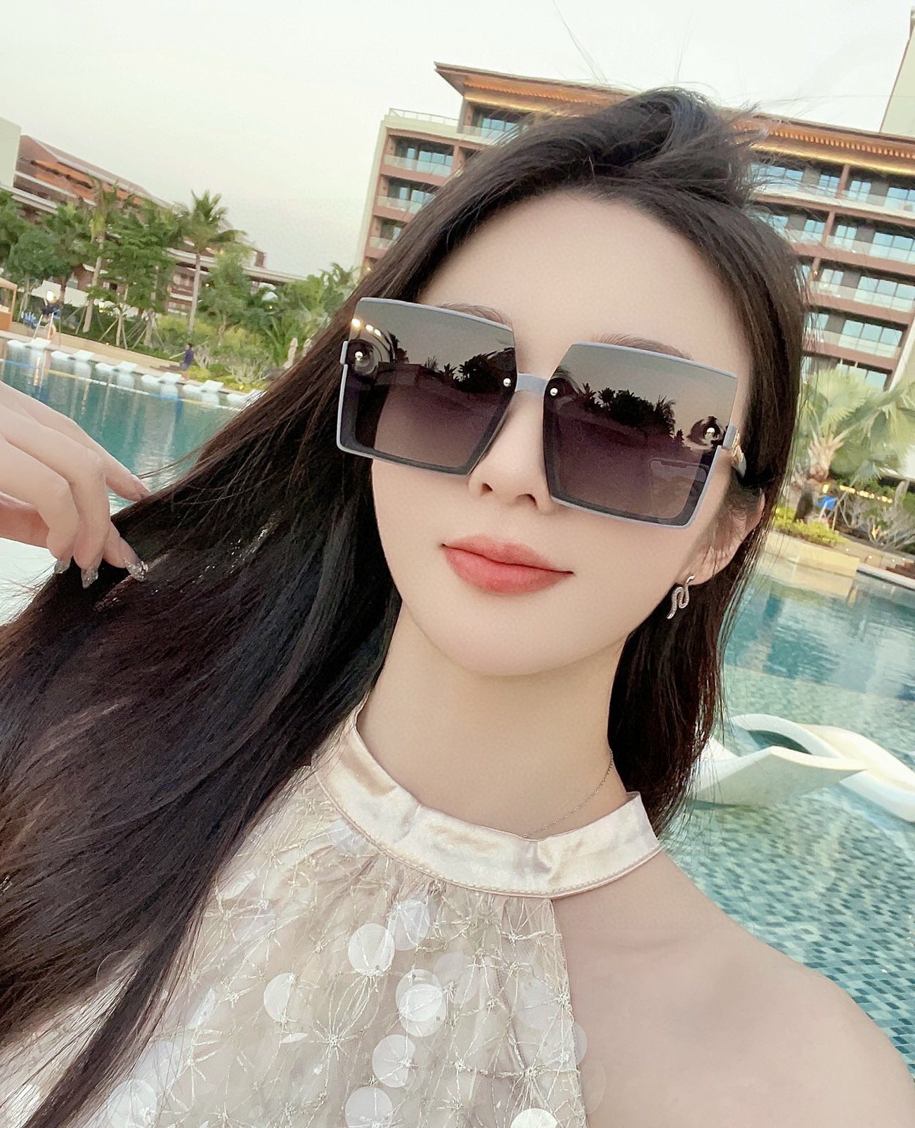 NO:580008,[CHANEL] Chanel 2025 new trendy hot style fashionable square frame sunglasses, comfortable to wear, Internet celebrity trendy sunglasses, women's high-definition thickened polarized sunglasses, high-quality TR frame, model CH6711 glasses, sunglasses, sunglasses, glasses, chanel, chanel19860909【CHANEL】香奈儿 2025新款潮流爆款 时尚方框太阳镜 佩戴舒适 网红潮款墨镜 女士高清加厚偏光太阳镜 高品质TR镜框 型号CH6711眼镜墨镜太阳镜,眼镜,chanel,chanel,glasses