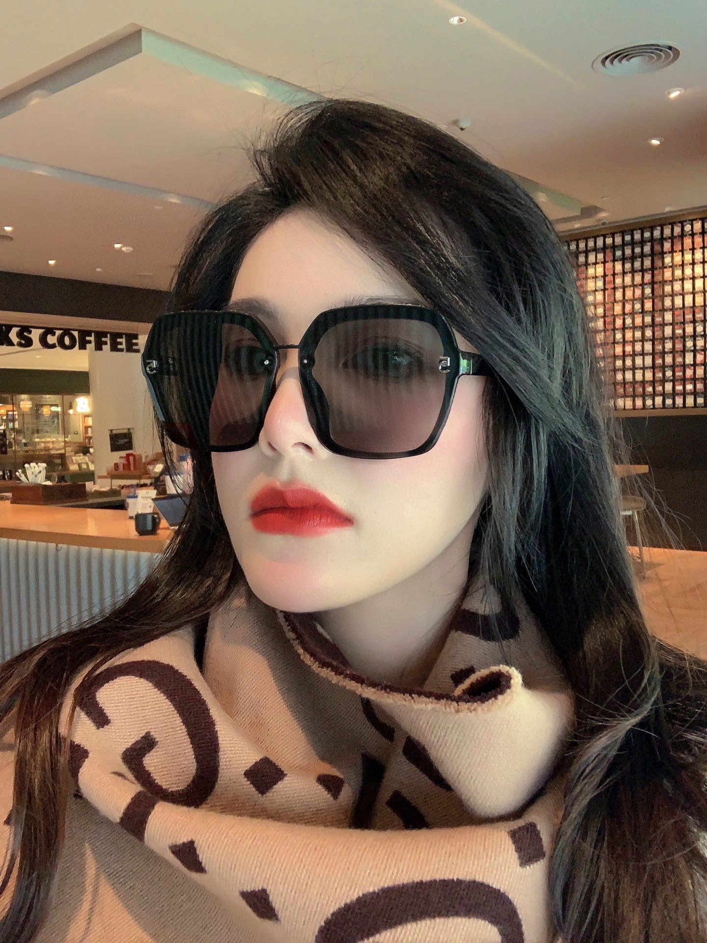 NO:579959,CHANEL2025 official early spring new style, many stars have the same style [color] Chanel new large-frame sunglasses, Polaroid ultra-clear sunglasses model CH0148 glasses, sunglasses, sunglasses, glasses, chanel, chanel19860909CHANEL2025官方早春新款,众多明星同款[色]香奈儿新款大框墨镜 ,宝丽来超清太阳镜型号CH0148眼镜墨镜太阳镜,眼镜,chanel,chanel,glasses