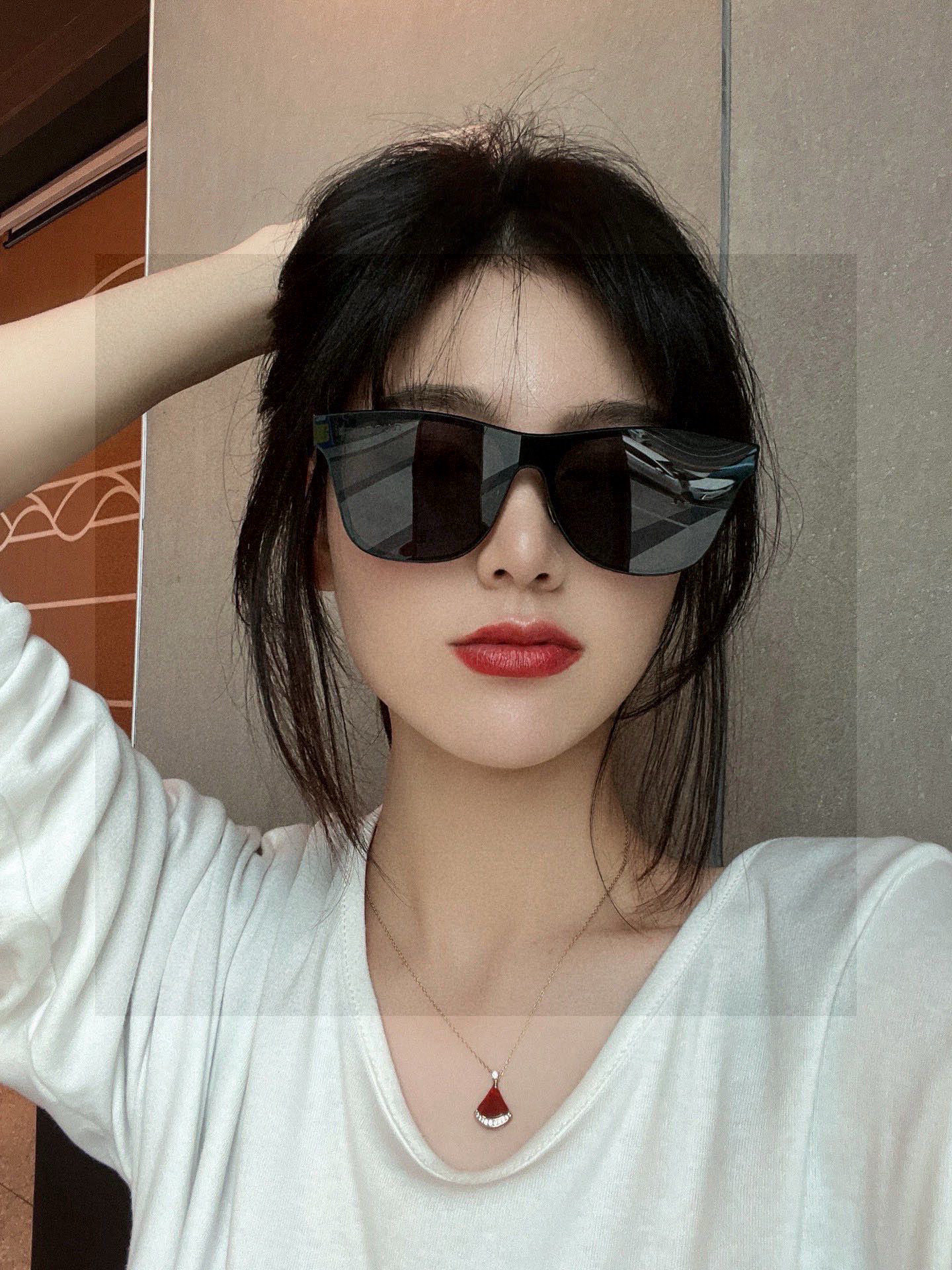 NO:574184,One-piece mirror GUCCI 2025 new spring one-piece mirror Large frame sunglasses for men and women Popular large frame nylon sunglasses Super stylish and cool The temples have strong brand design nice~~~ Model G3000 glasses, sunglasses, sunglasses, glasses, gucci19860909连体镜GUCCI2025开春新款一体镜 大框太阳镜男女同款  爆款大框尼龙太阳镜 超逼格超酷 镜腿品牌设计感强 nice~~~ 型号G3000眼镜墨镜太阳镜,眼镜,gucci,glasses