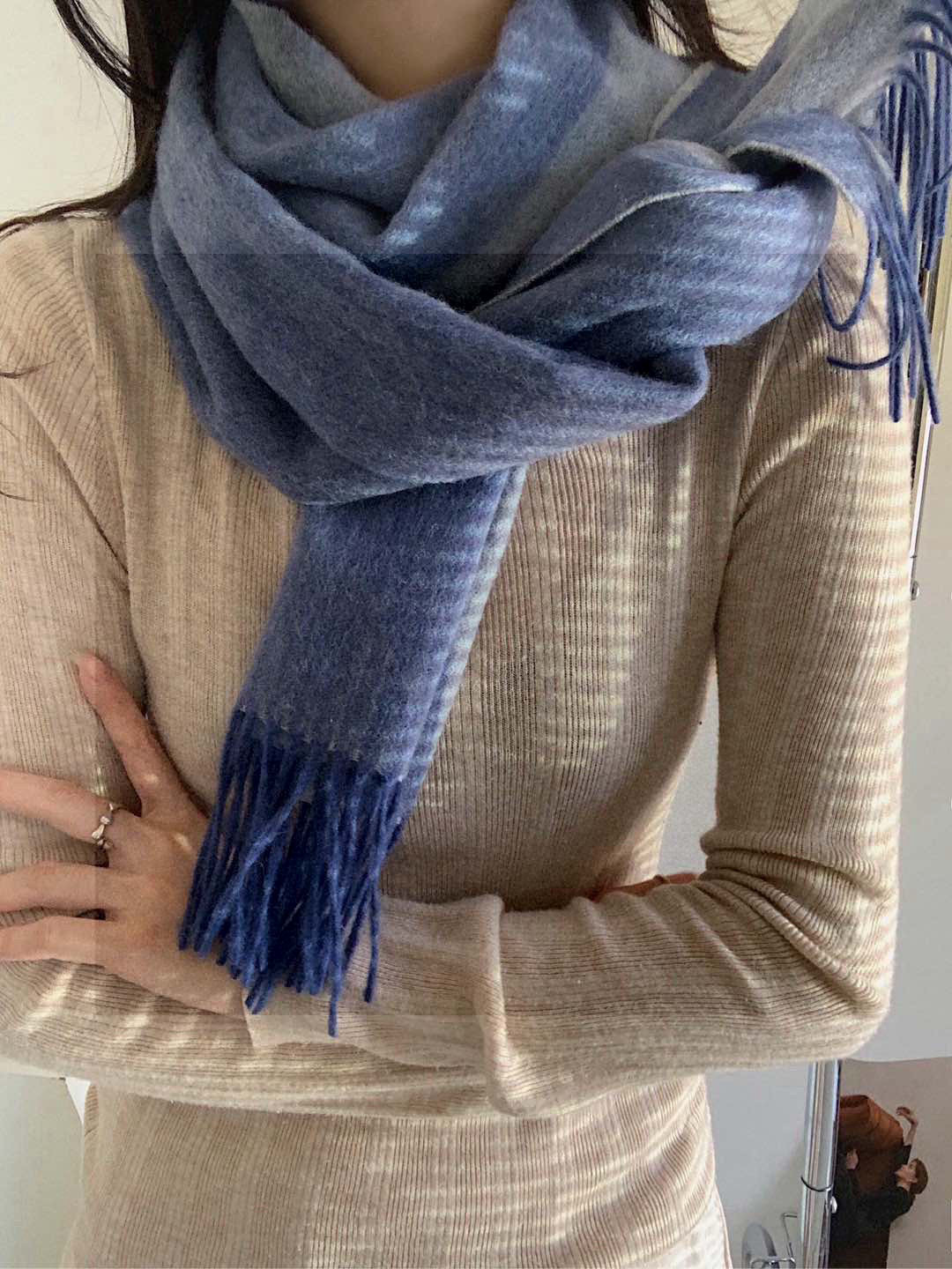 ✨✨太美了😍 爱马仕 情侣款 美到要尖叫😱专柜最新款🎊英伦欧美范儿 又是一款即时尚又实用的大围巾&长巾，