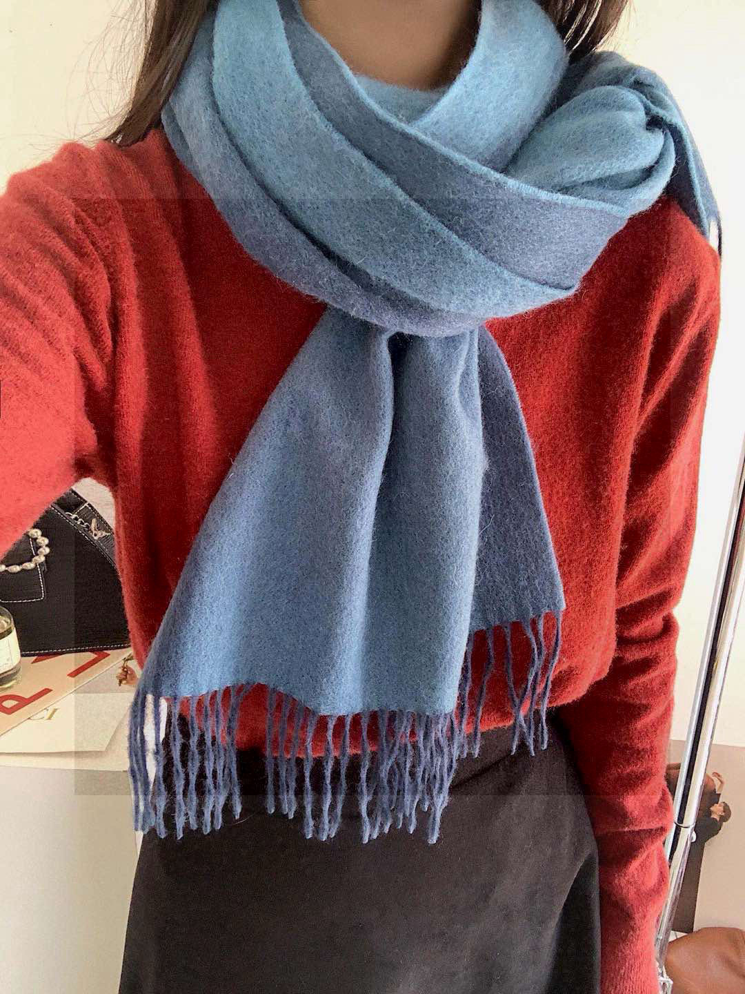 ✨✨太美了😍 爱马仕 情侣款 美到要尖叫😱专柜最新款🎊英伦欧美范儿 又是一款即时尚又实用的大围巾&长巾，