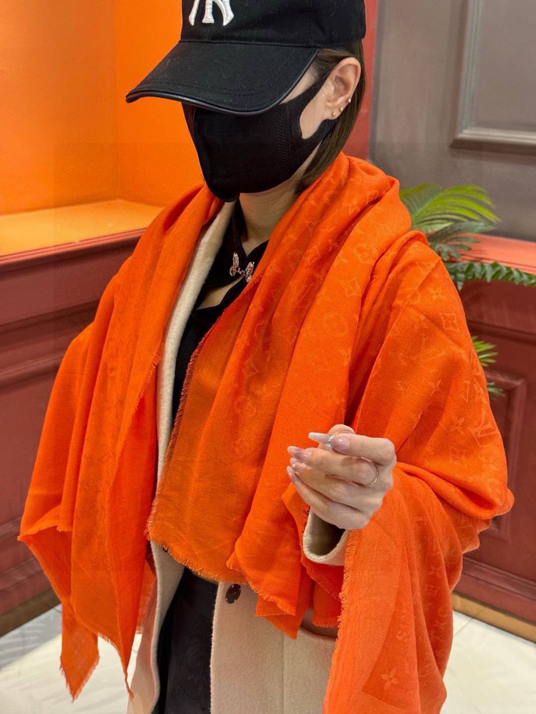 LV 提花真丝羊绒款，最高级的原单尾货，这才是硬货❗️不负众望，终于等到了你们心念念的LV专柜爆炸款新货