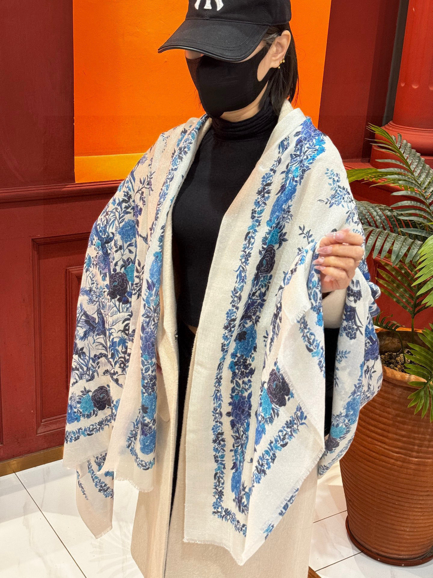 ✨✨【金银丝款】Dior专柜款～就是告诉大家这款必须收～上新🆕❤️ 新款长羊绒😍专柜同步🌈✨这个size