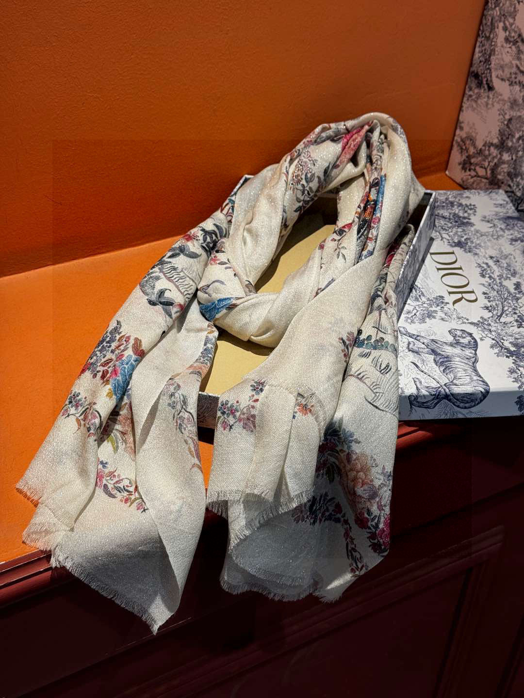 ✨✨【金银丝款】Dior专柜款～就是告诉大家这款必须收～上新🆕❤️ 新款长羊绒😍专柜同步🌈✨这个size