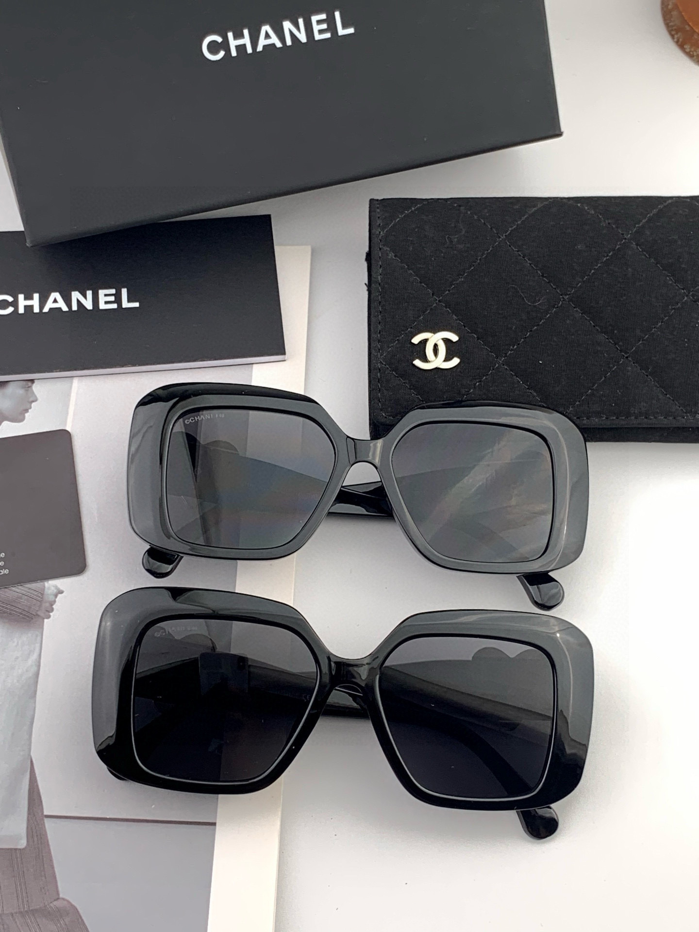 新品CHANEL 香奈儿太阳镜以独特魅力和前卫风格诠释春夏最新眼镜，质感超好佩带舒适 型号：CH8551
