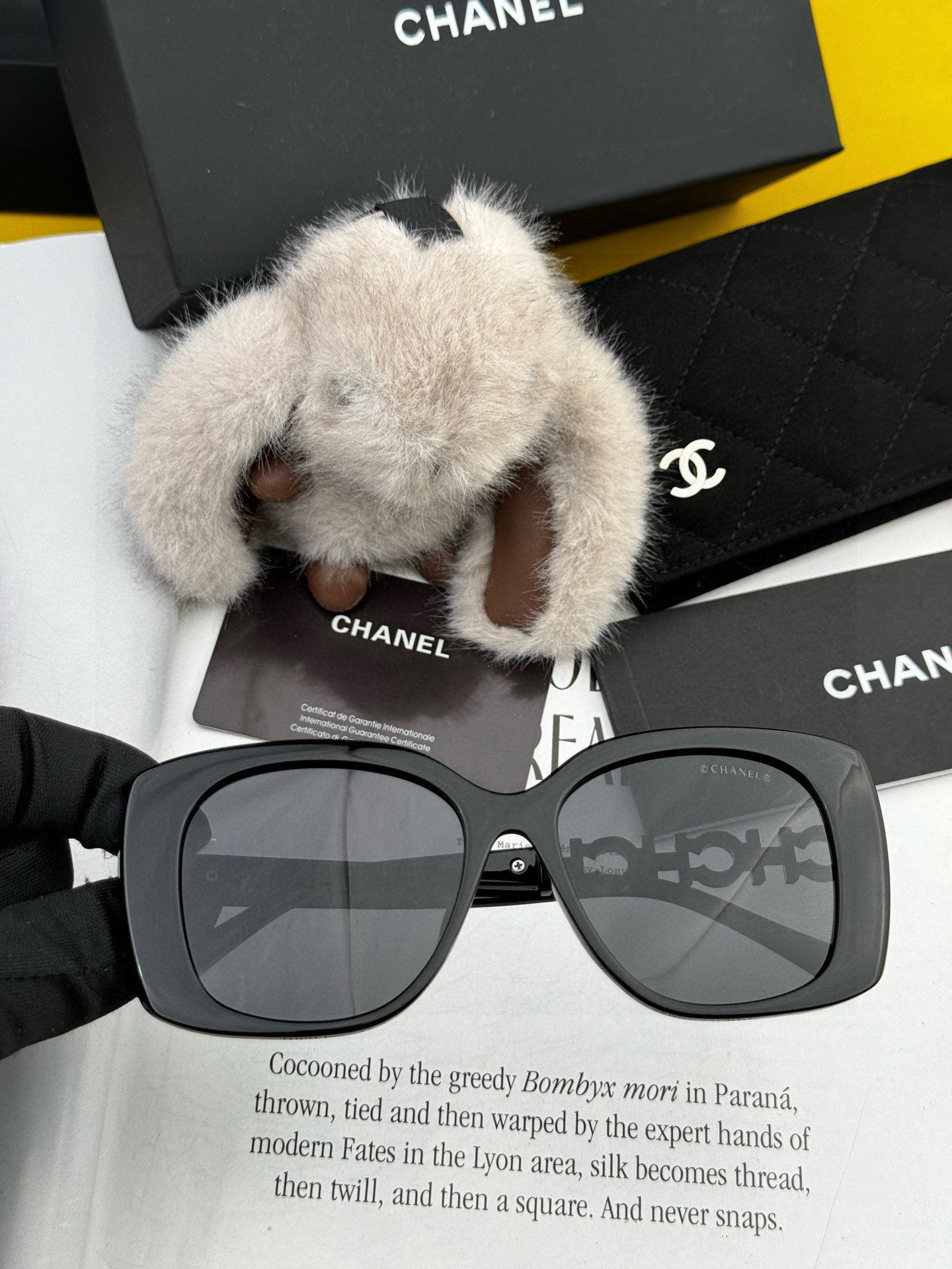 香奈儿 2025开春新款太阳镜 各路网红纷纷带起气场满分‼️ 俏皮甜美.上脸效果更佳.金属质感超好 型号