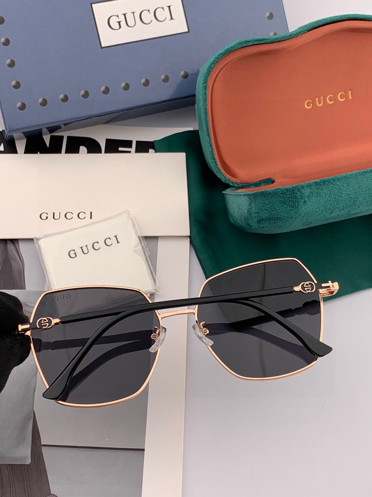 🔺 Gucci 🔻2025官方新款 众多明星同款[色]‼️‼️新款大框偏光墨镜 🌈🌈宝丽来超清加厚太阳镜