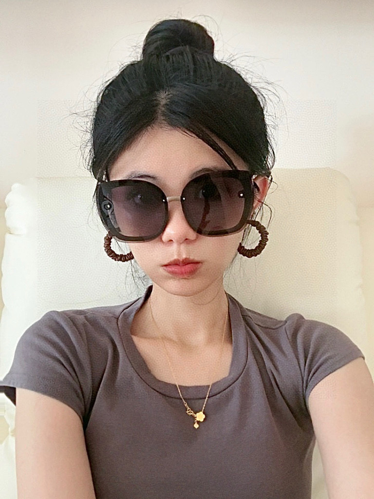 【CHANEL】香奈儿 2025新款山茶花潮流爆款 时尚圆框高清偏光太阳镜 佩戴舒适 网红潮款墨镜 ♥️