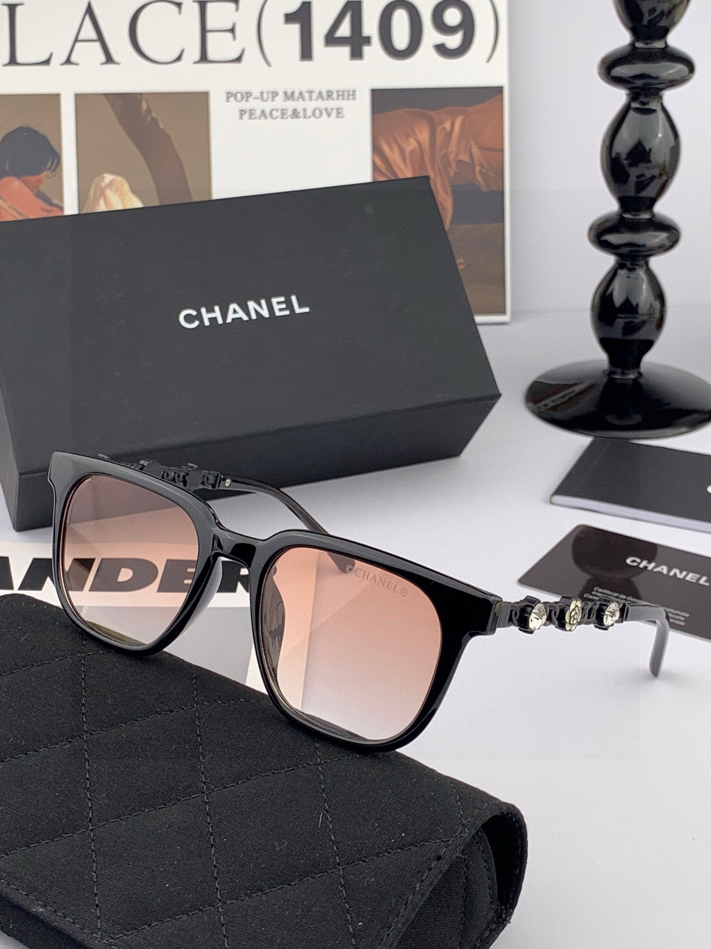 新品CHANEL 香奈儿太阳镜以独特魅力和前卫风格诠释春夏最新眼镜，质感超好佩带舒适 型号：CH5236