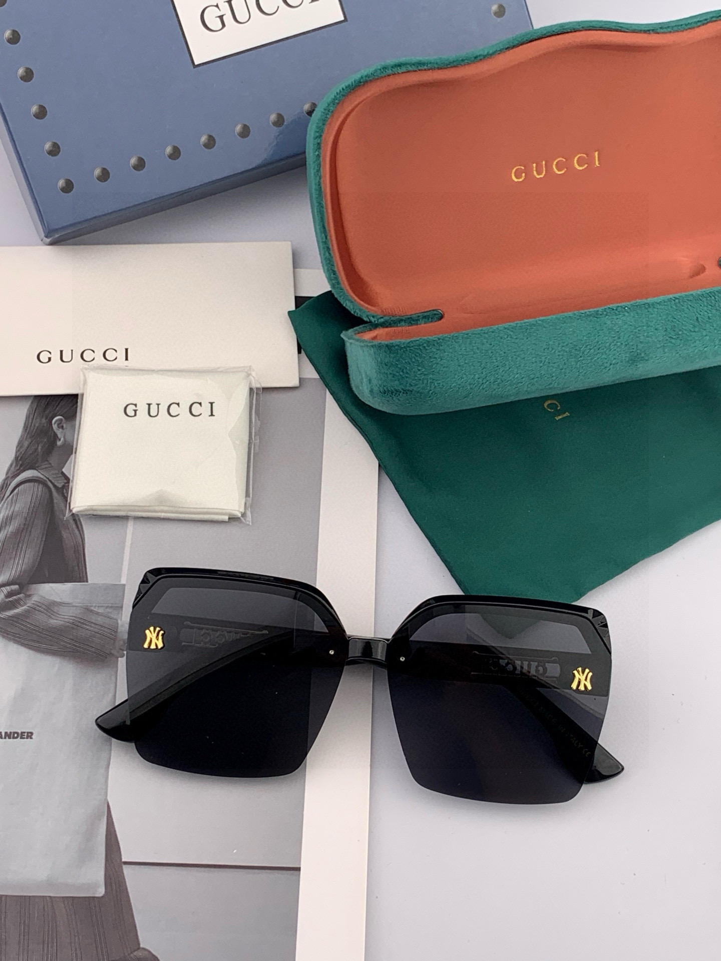 【TR偏光系列】Gucci 经典的方框设计，不挑脸型，无论搭配大衣还是连衣裙都非常显气质偏光镜片预防紫外