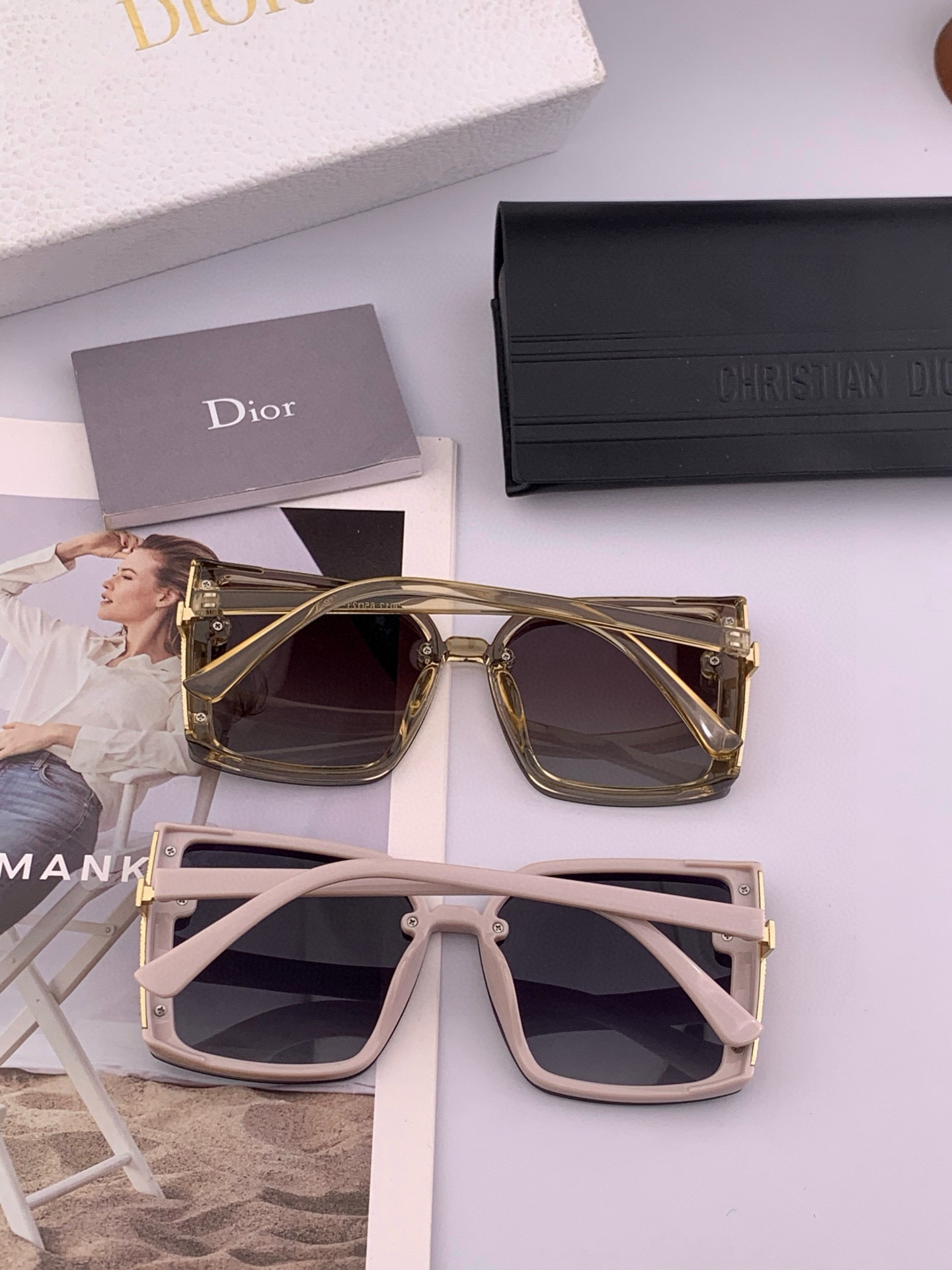 DIOR 开春新款 潮流爆款 时尚方框太阳镜 高品质 佩戴舒适 网红潮款墨镜 型号CD2985