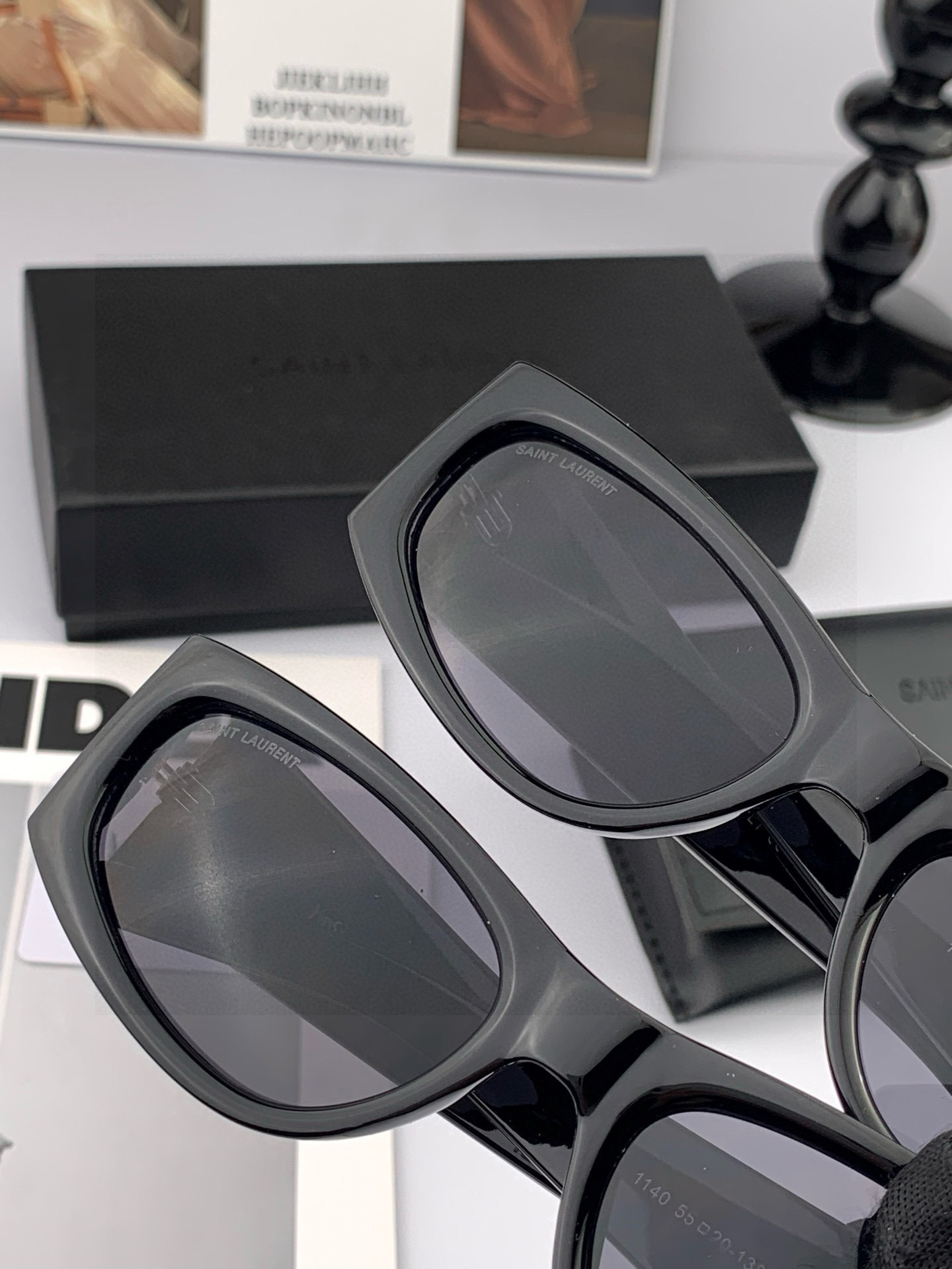 新品SAINTOWEN圣罗兰 官网最新款 独具奢华外观和精致线条 风格华贵典雅 轻盈舒适 众多明星网红追