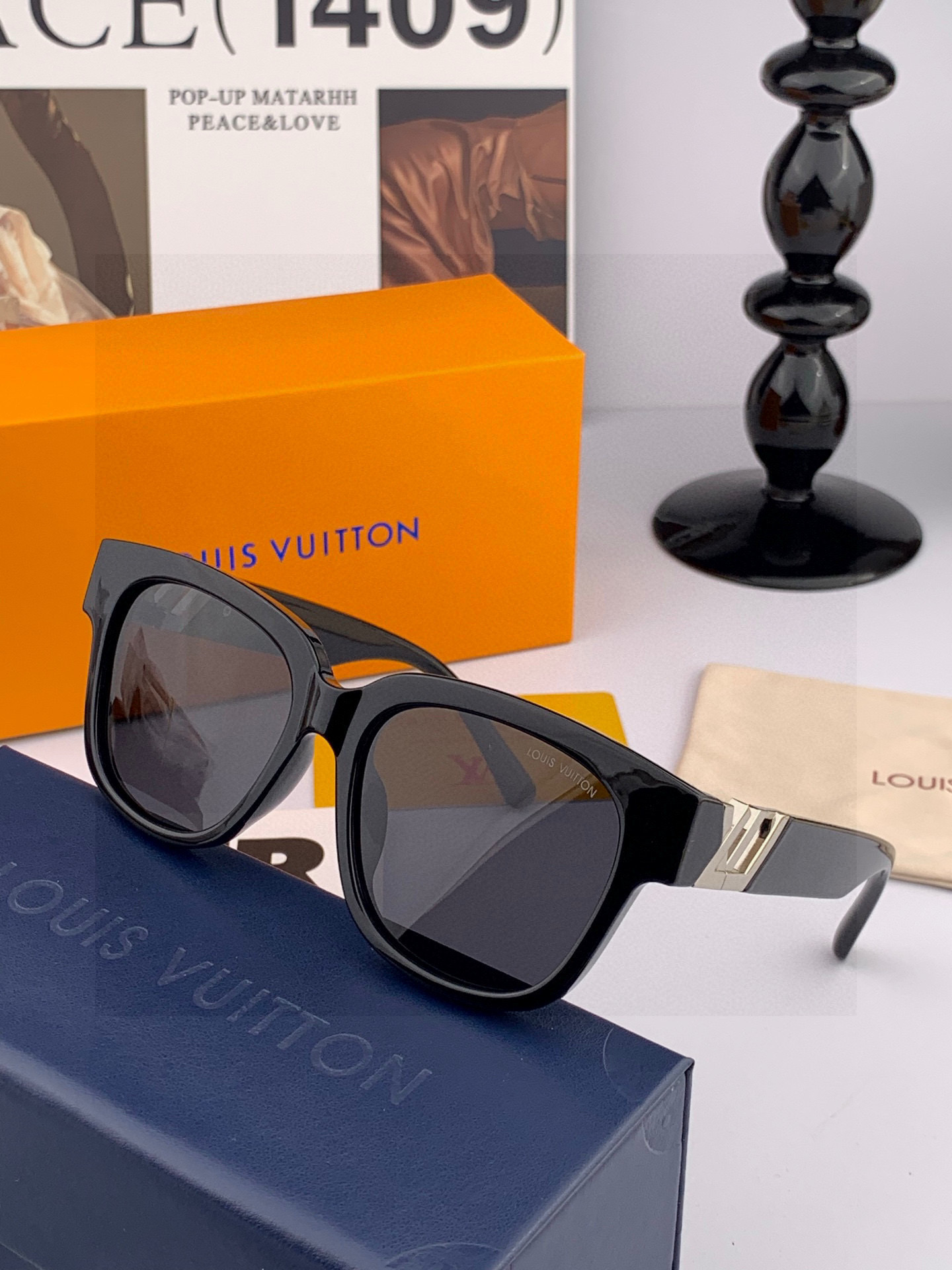 【TR偏光系列】lv大框太阳镜墨镜经典的方框设计，不挑脸型，无论搭配大衣还是连衣裙都非常显气质偏光镜片预