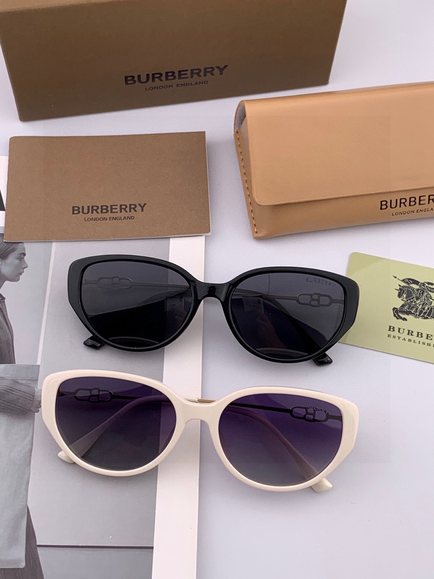 【偏光系列太阳镜】🎈原版出货 巴宝莉网红超爆款💙经典奢华全球风[强][酷][亲亲] 时尚方框太阳镜[得意