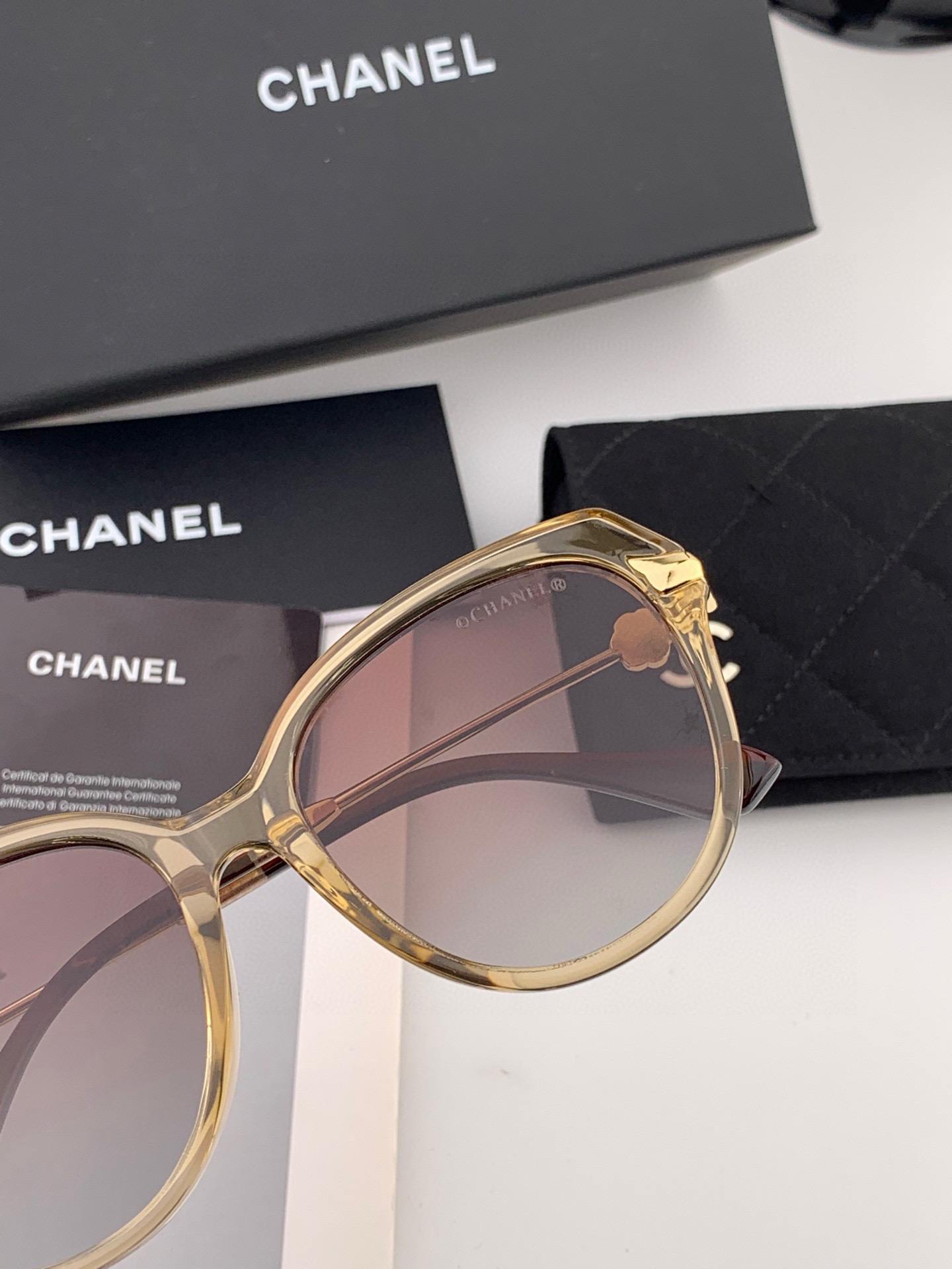 TR版本-偏光【独家大牌太阳镜无滤镜‼实拍上架 香奈儿官网最新发布新款太阳镜🕶，注意⚠我们是高清镜片 型