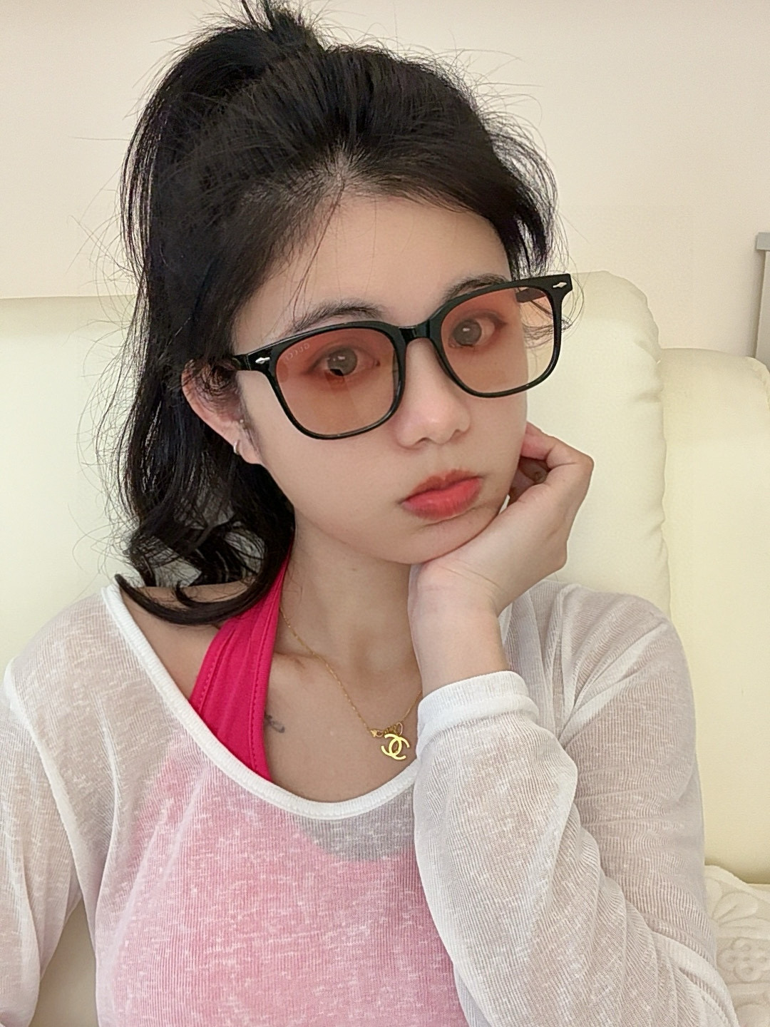 GUCCI 2025开春新款 最新款方框太阳镜 各路网红纷纷带起气场满分‼️ 俏皮甜美.上脸效果更佳.金