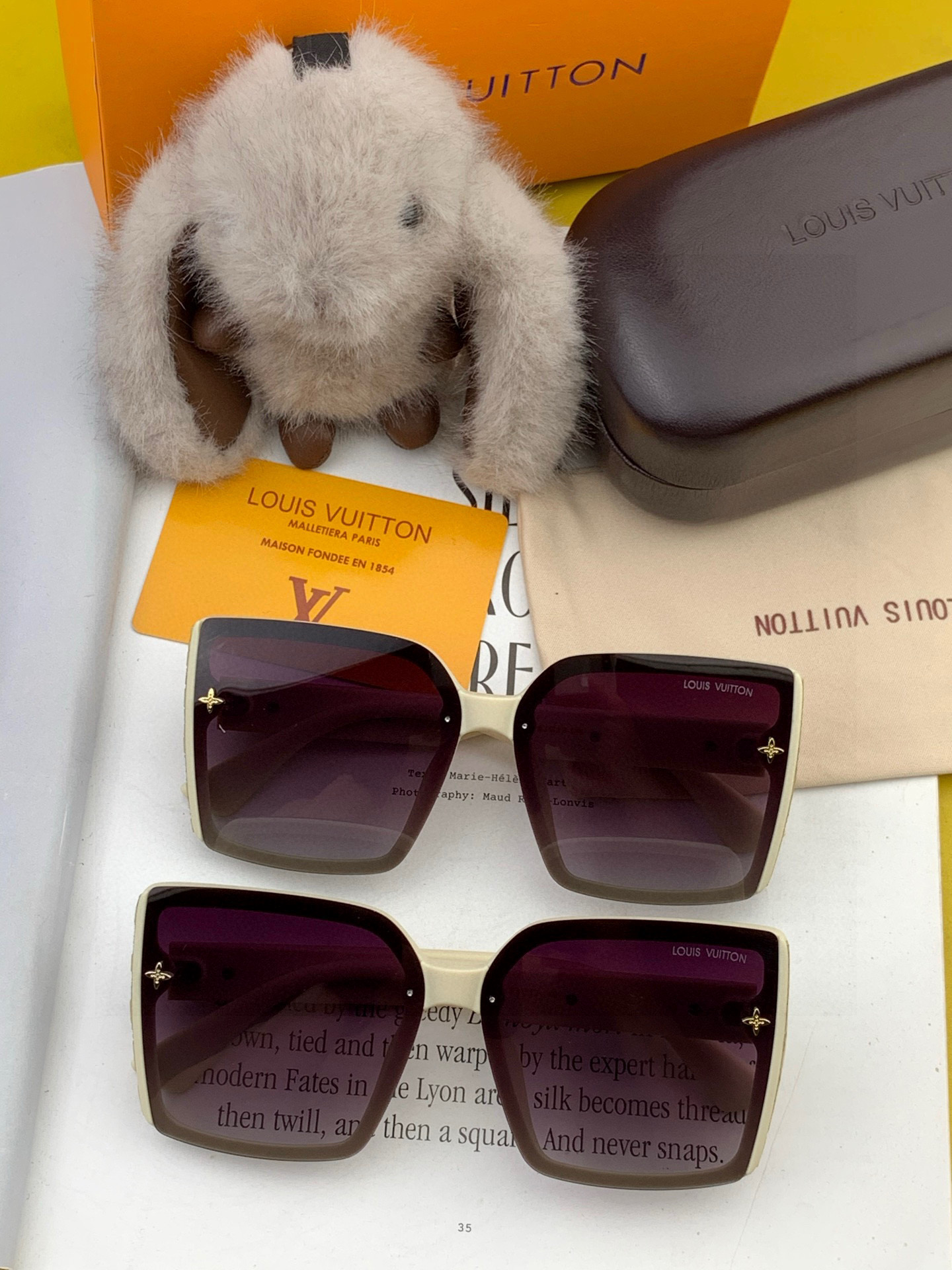 LV 太阳镜潮品官网模特同款 [玫瑰][玫瑰]四叶草🍀精致个性设计简约时尚 高品质值得拥有绝对潮爆整个夏