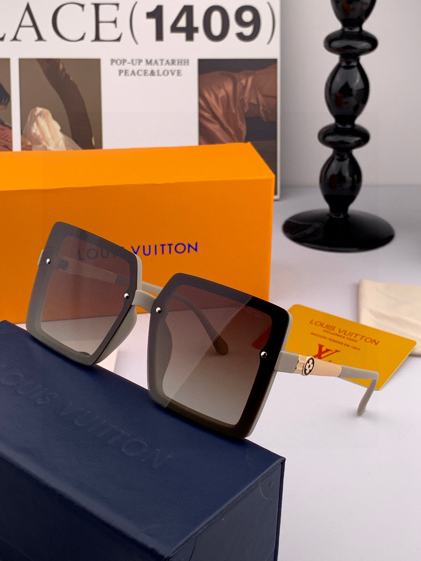 【TR偏光系列】lv大框太阳镜墨镜经典的方框设计，不挑脸型，无论搭配大衣还是连衣裙都非常显气质偏光镜片预