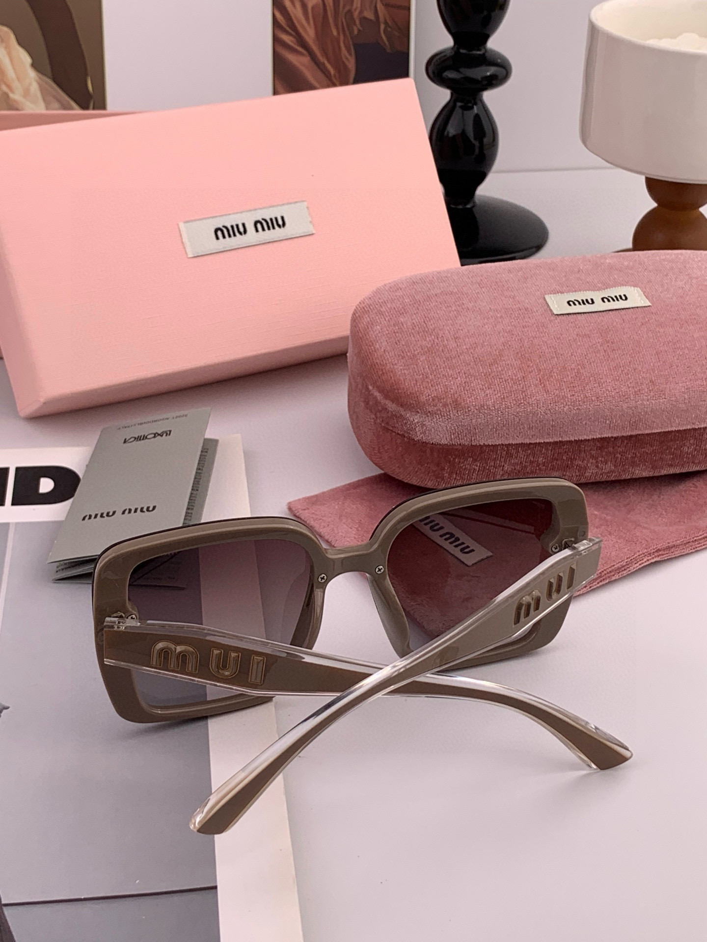 MIUMIU/缪缪🖇🖇2025🌟闪耀新款璀璨登台 ❤❤太阳镜潮品 精致个性设计简约时尚 专柜品质值得拥有